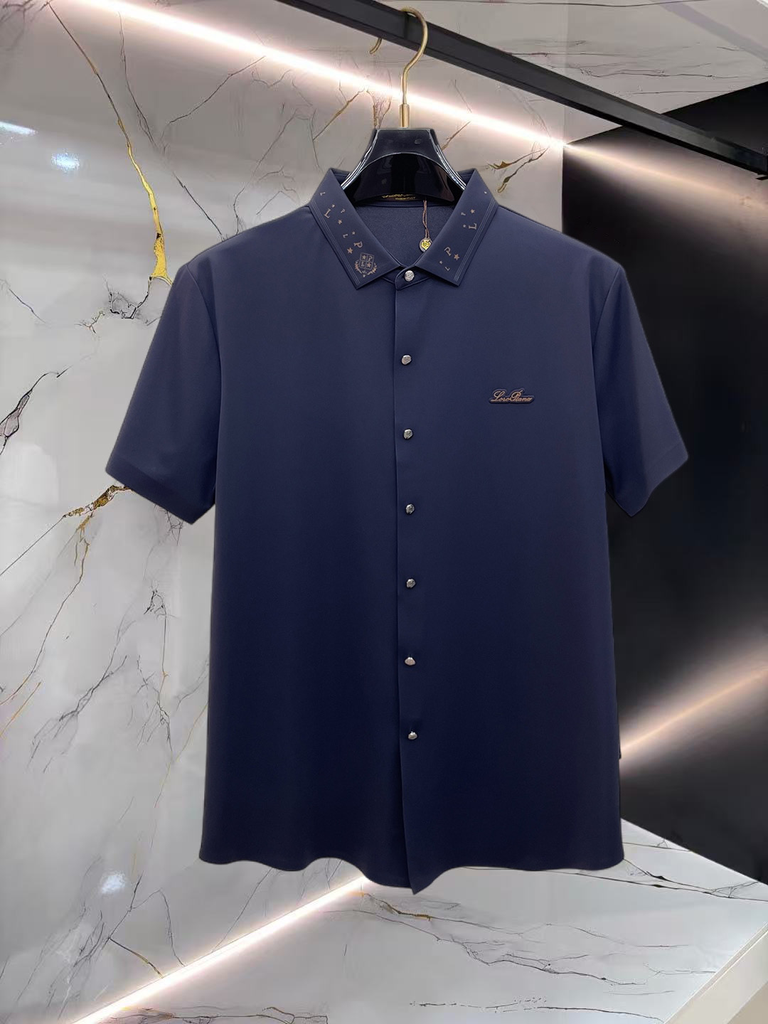 Alternative view of T-Shirt 08874