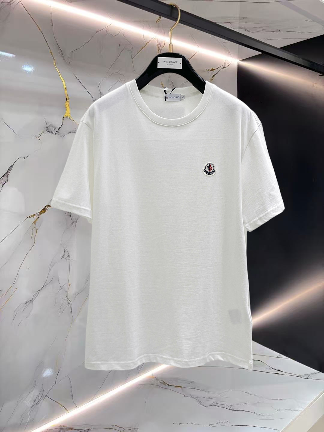 Moncler T-Shirt 08800