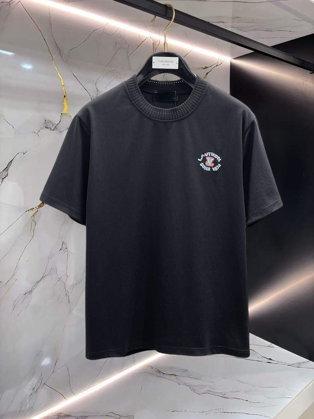 Louis Vuitton T-Shirt 08782