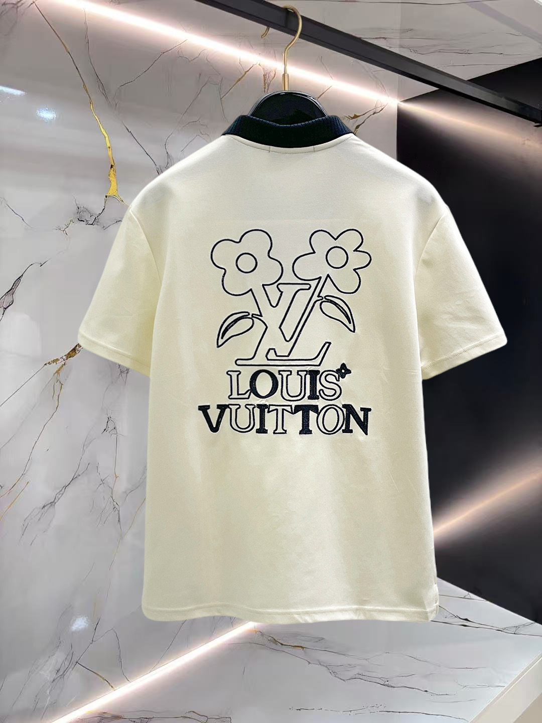 Alternative view of Louis Vuitton Polo Shirt 08809