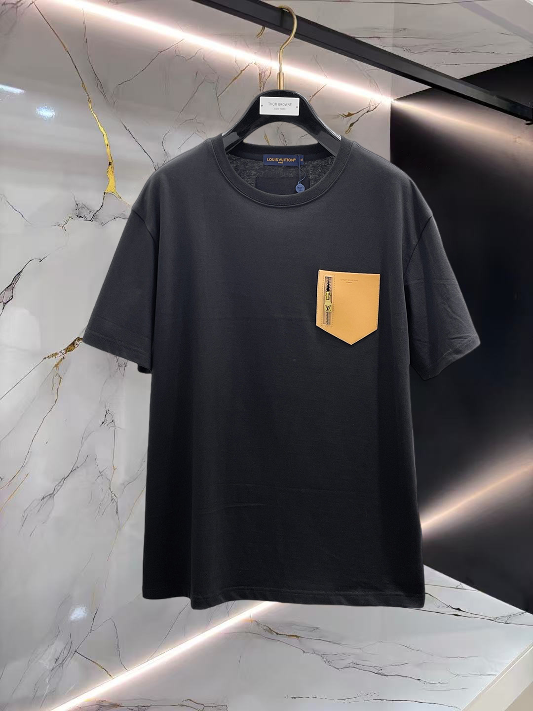Louis Vuitton T-Shirt 08795