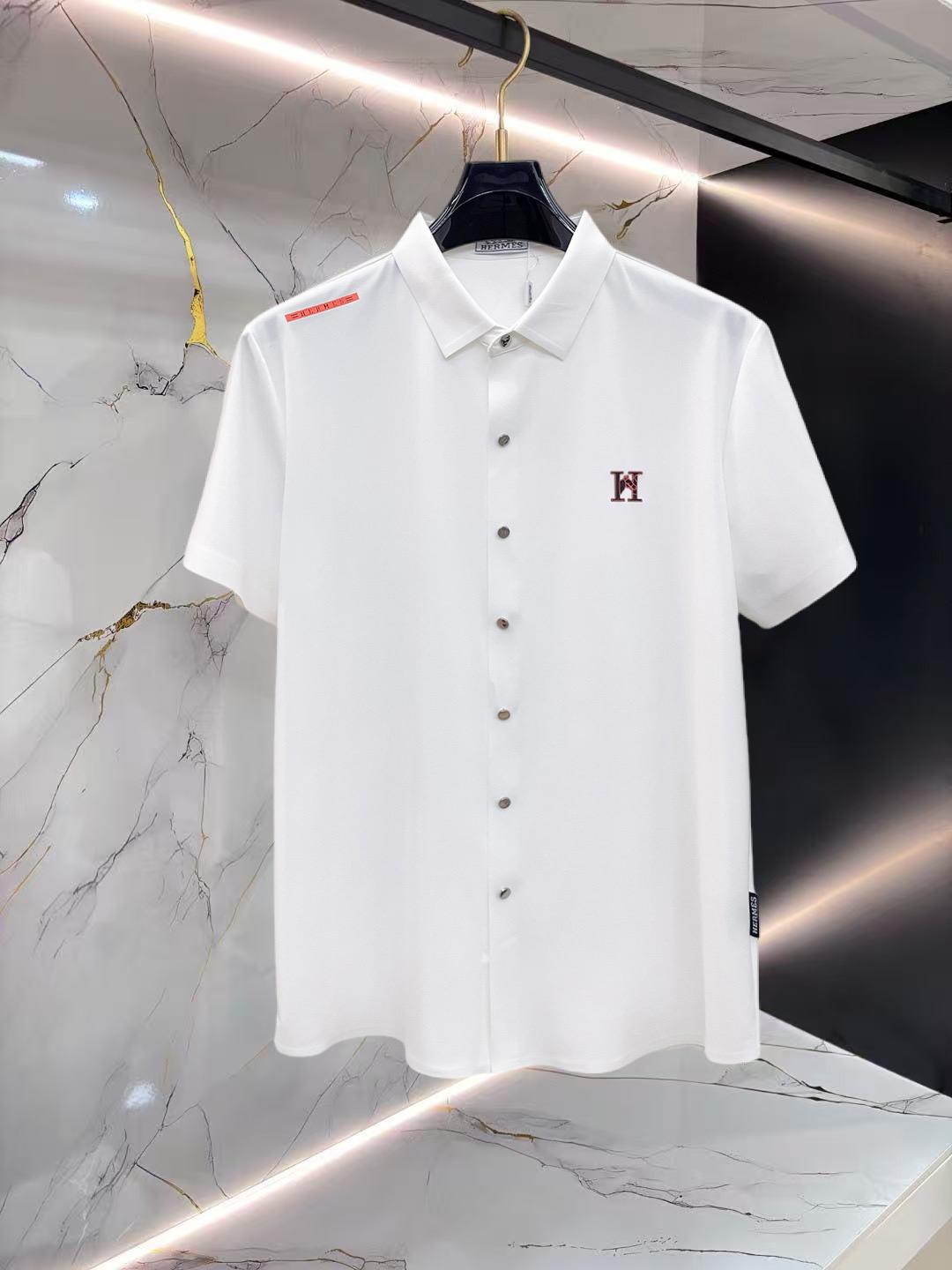 Alternative view of Hermes T-Shirt 08823