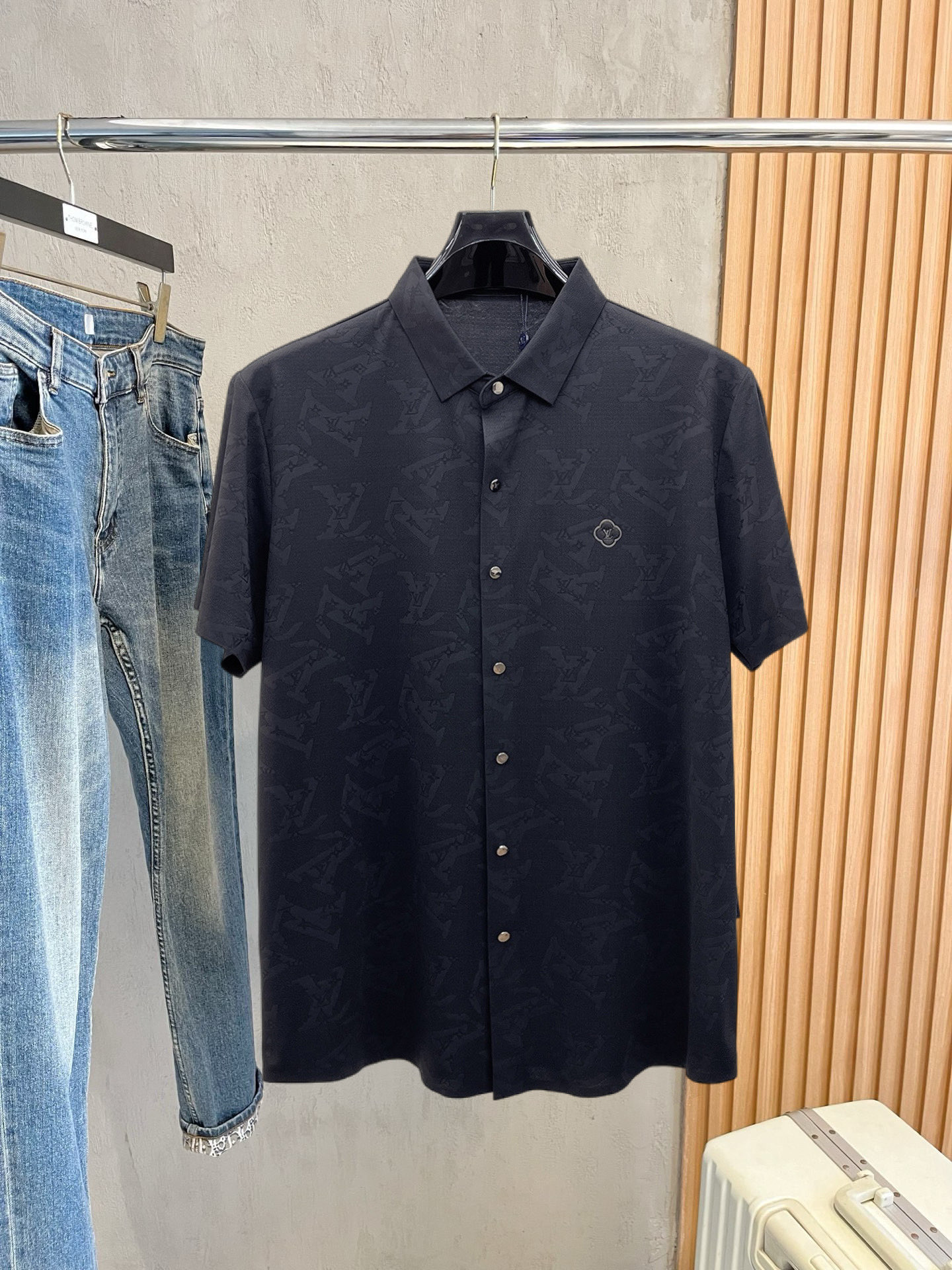 Alternative view of Louis Vuitton T-Shirt 07480