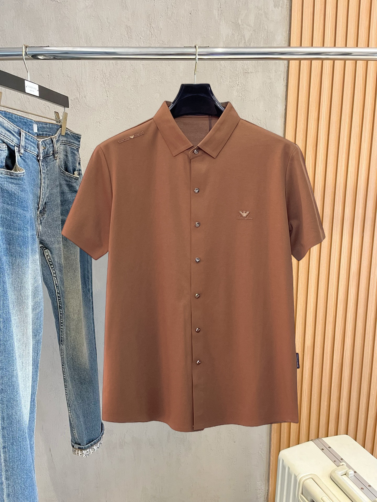 Alternative view of T-Shirt 07540