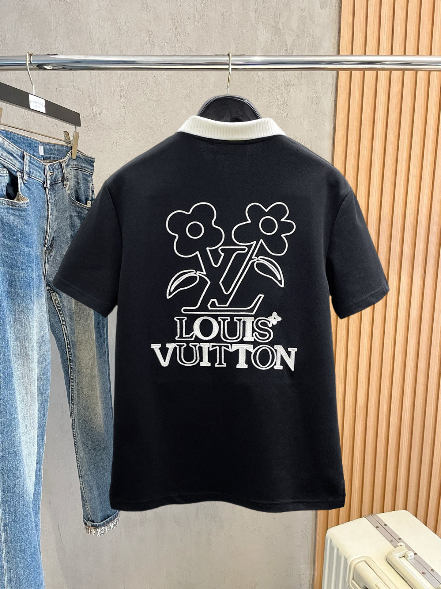 Alternative view of Louis Vuitton Polo Shirt 07438