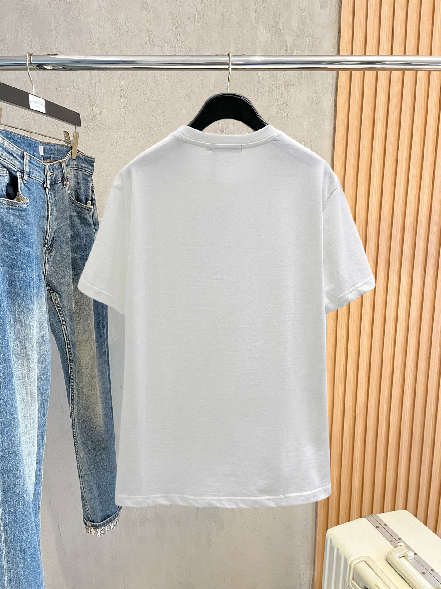 Alternative view of Burberry T-Shirt 07456