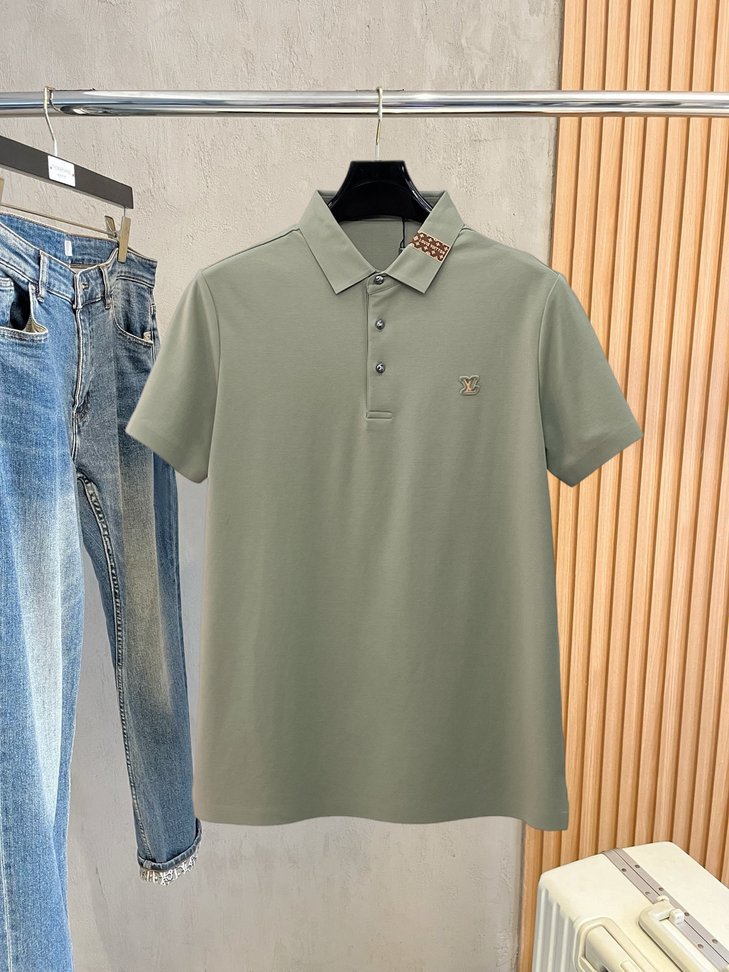 Alternative view of Louis Vuitton Polo Shirt 07516