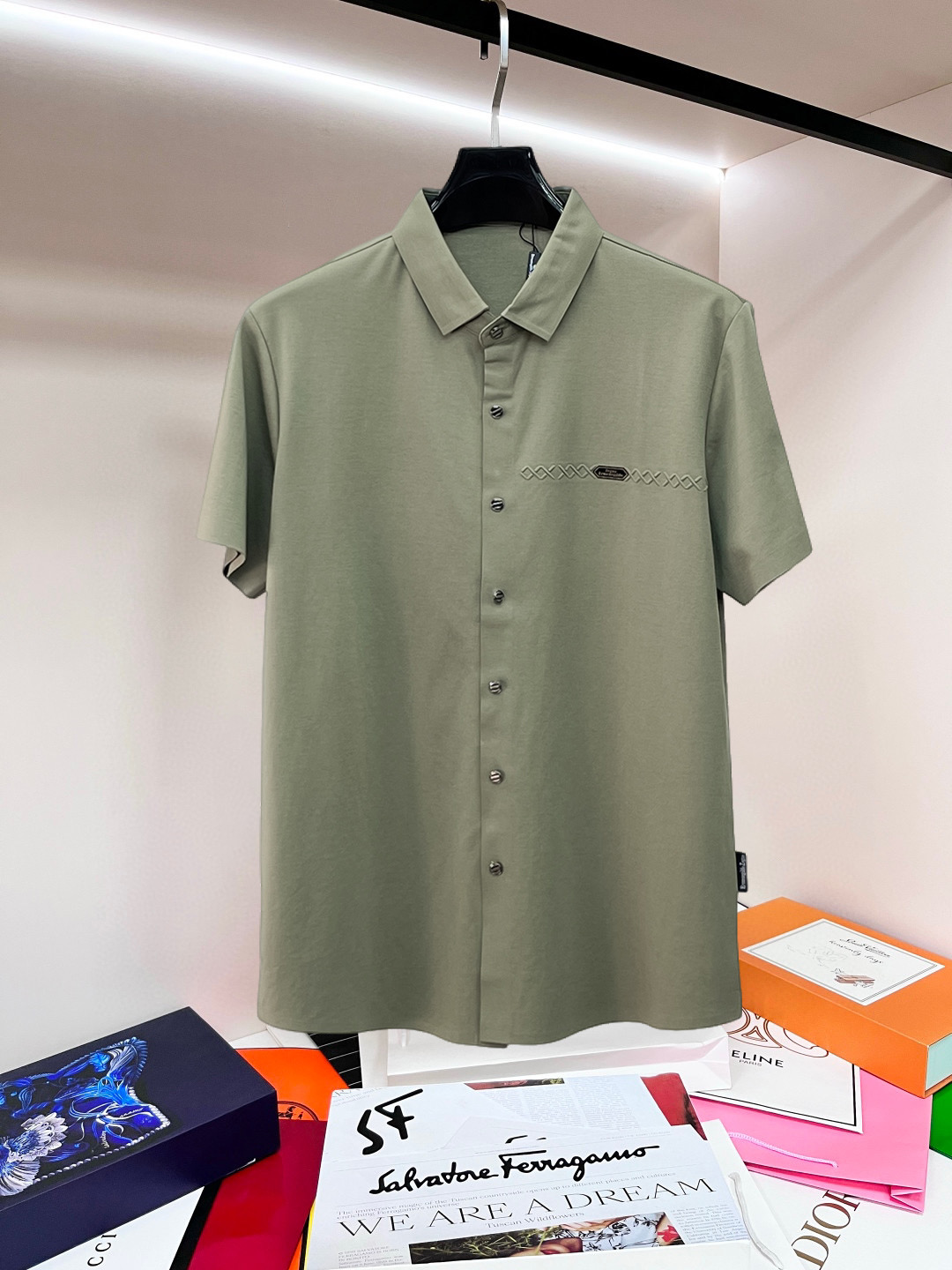 Alternative view of T-Shirt 04814