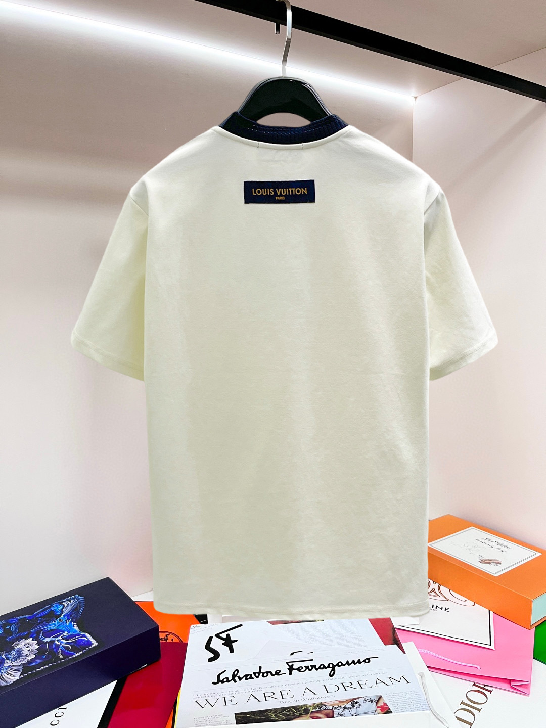 Alternative view of Louis Vuitton T-Shirt 04709