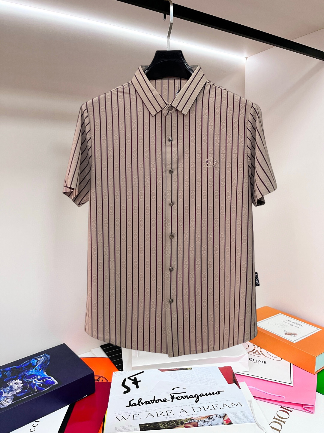 Alternative view of T-Shirt 04810