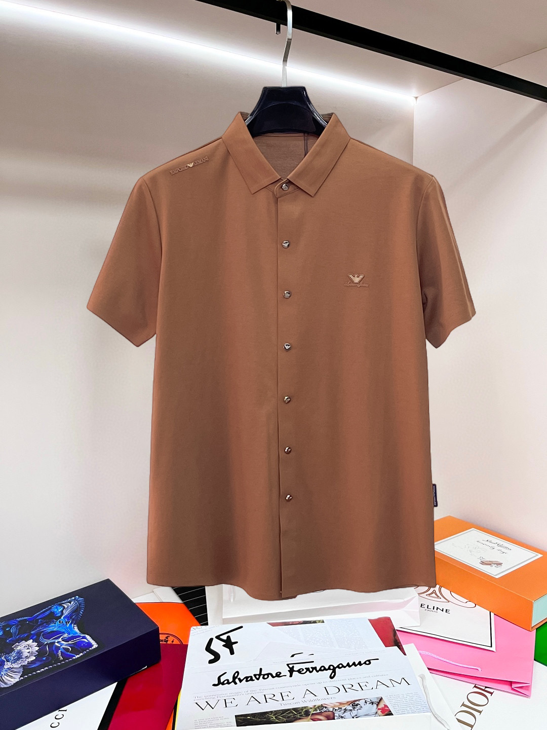 Alternative view of T-Shirt 04773