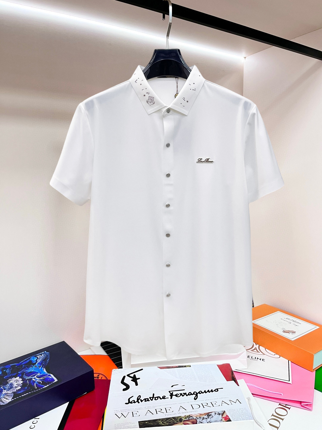 Alternative view of T-Shirt 04729