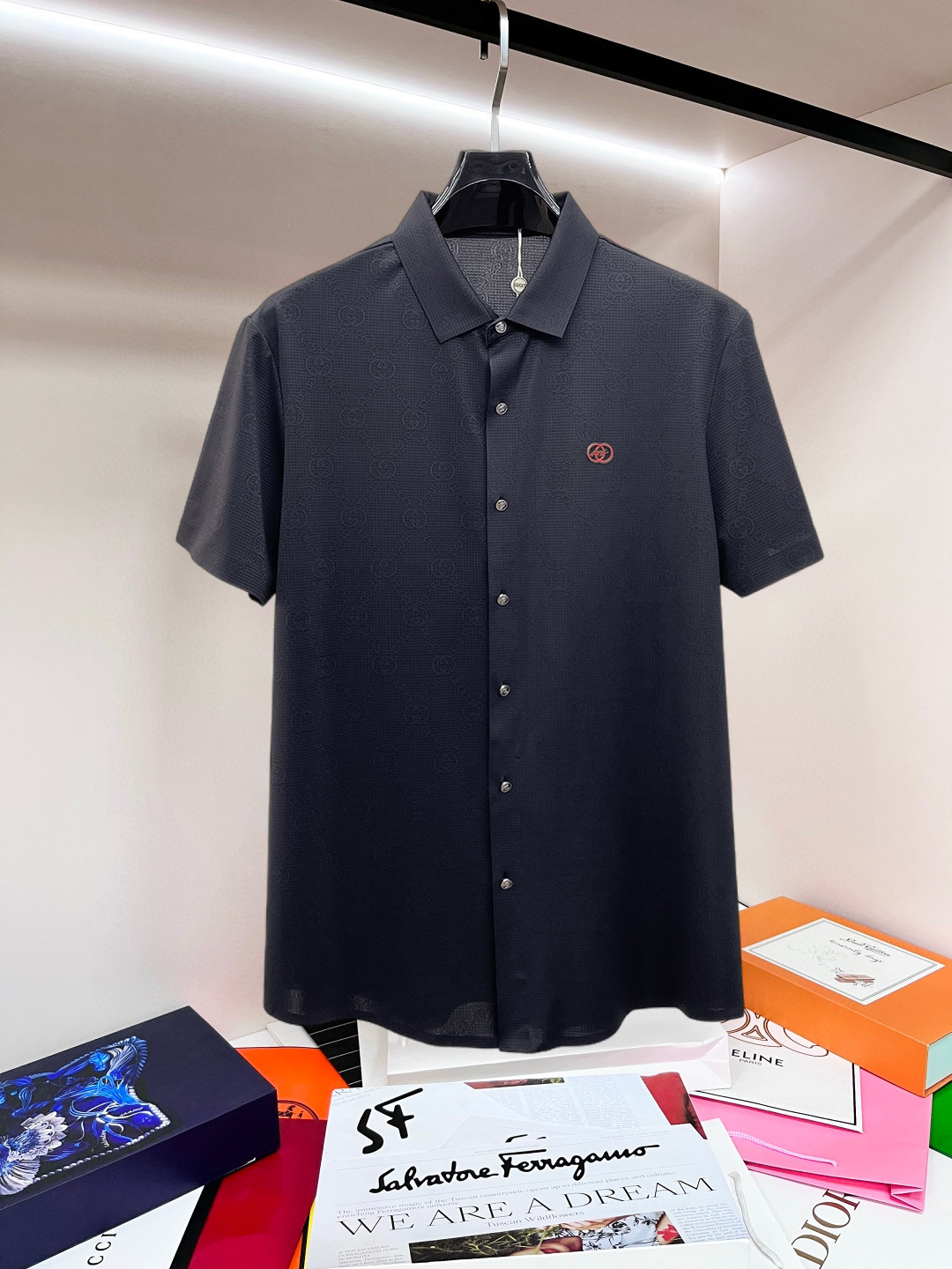 Alternative view of T-Shirt 04770