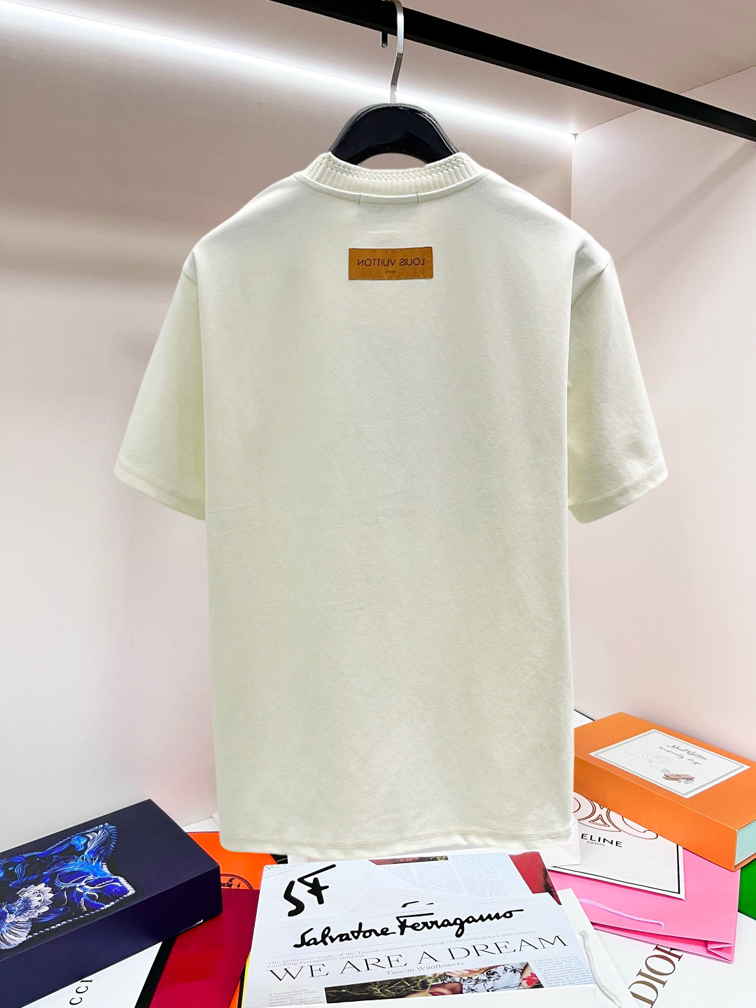 Alternative view of Louis Vuitton T-Shirt 04703