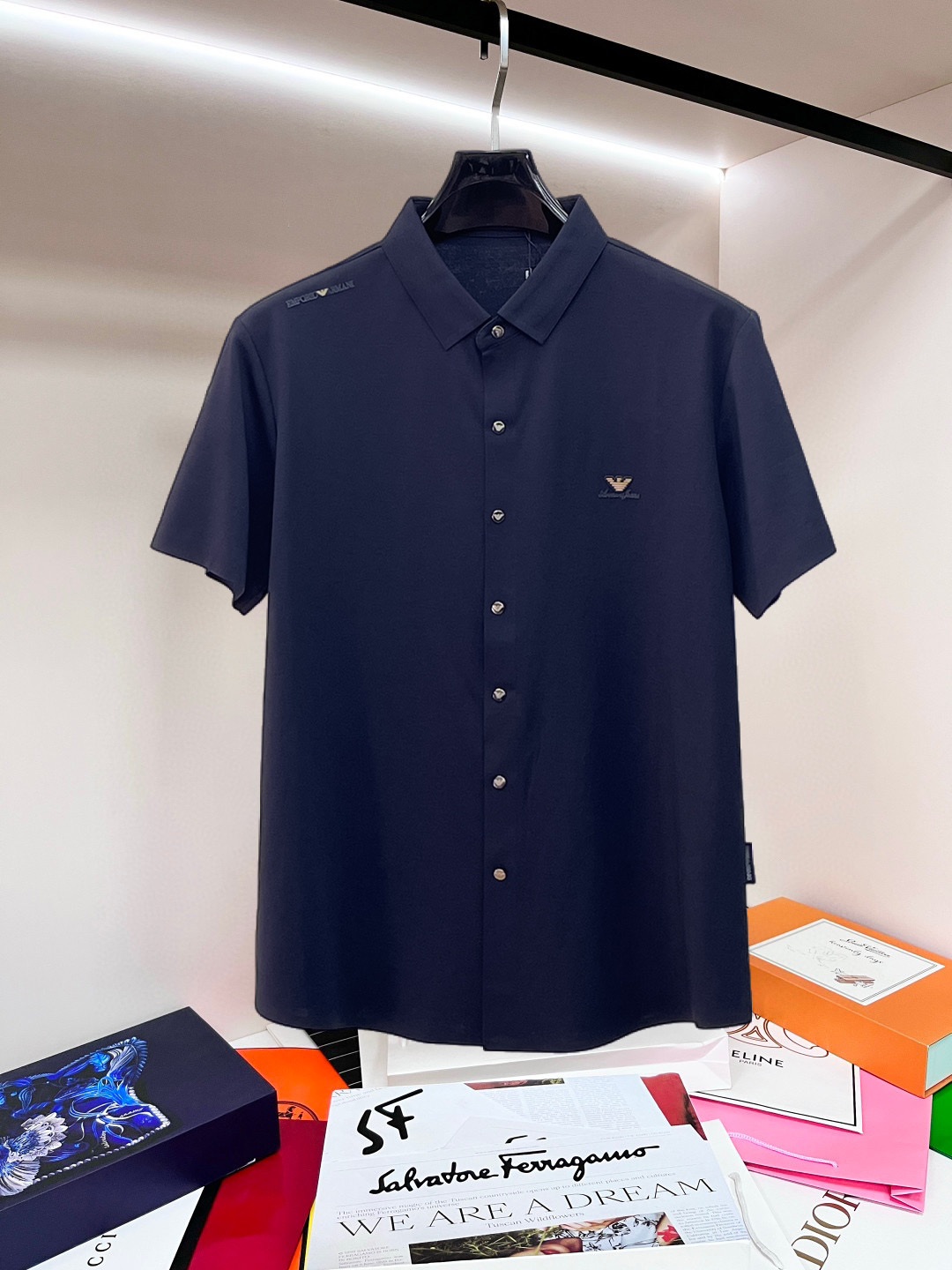 Alternative view of T-Shirt 04727