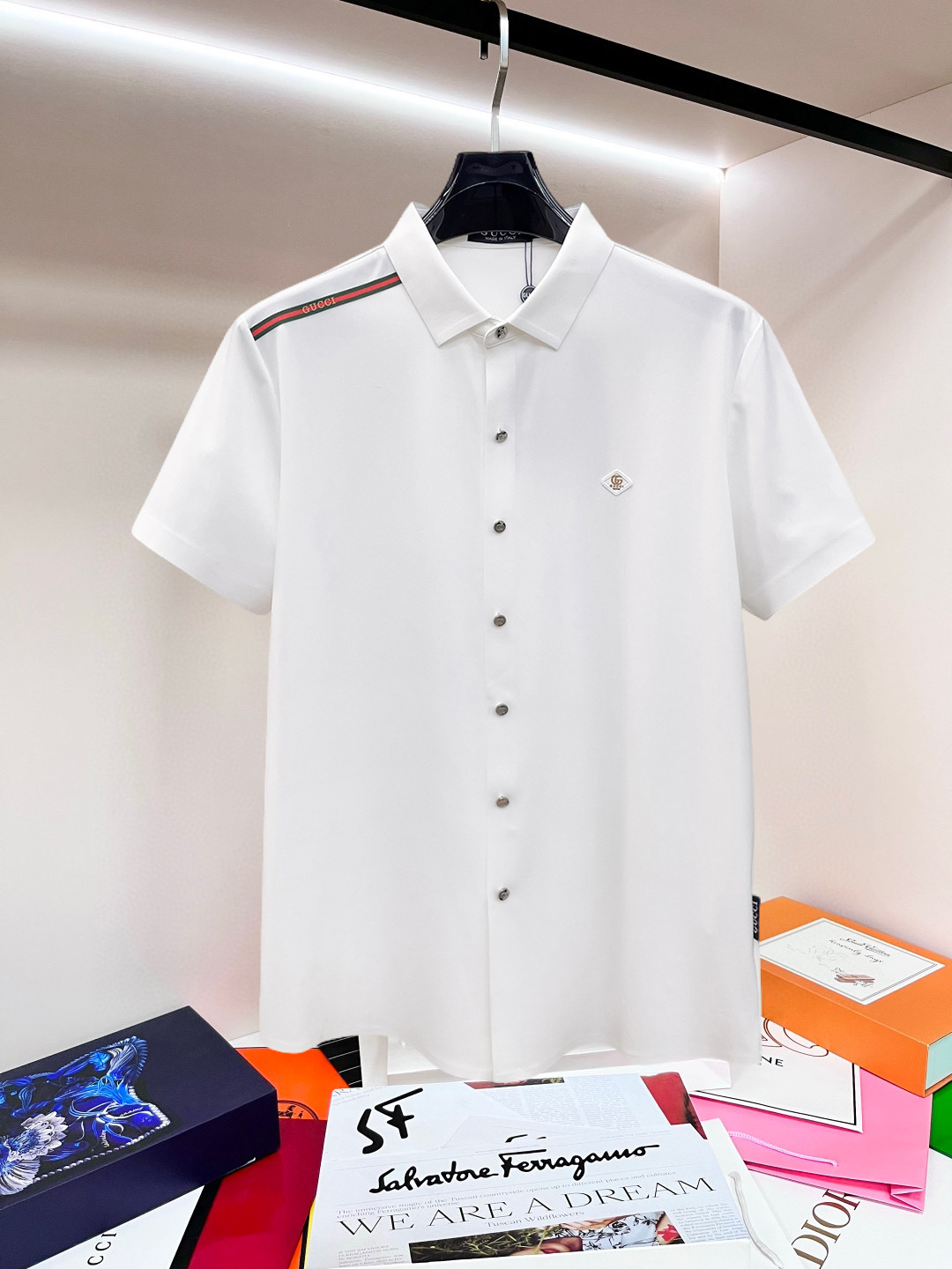 Alternative view of T-Shirt 04760