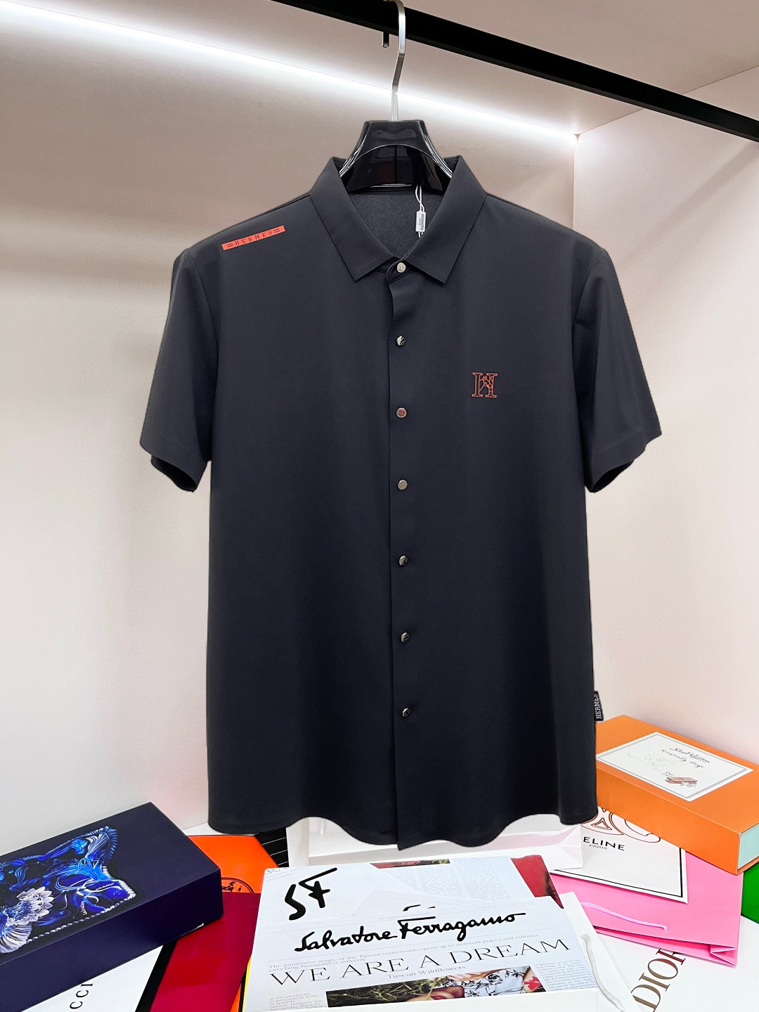 Alternative view of Hermes T-Shirt 04759