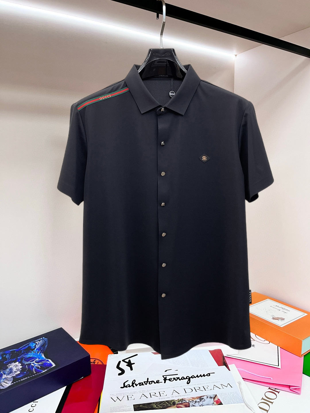 Alternative view of T-Shirt 04756