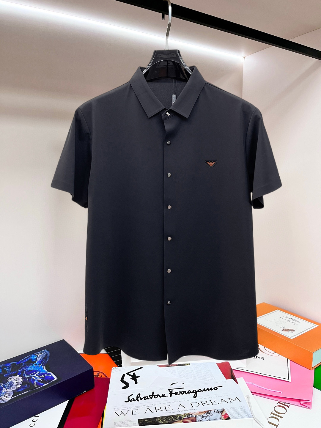Alternative view of T-Shirt 04755