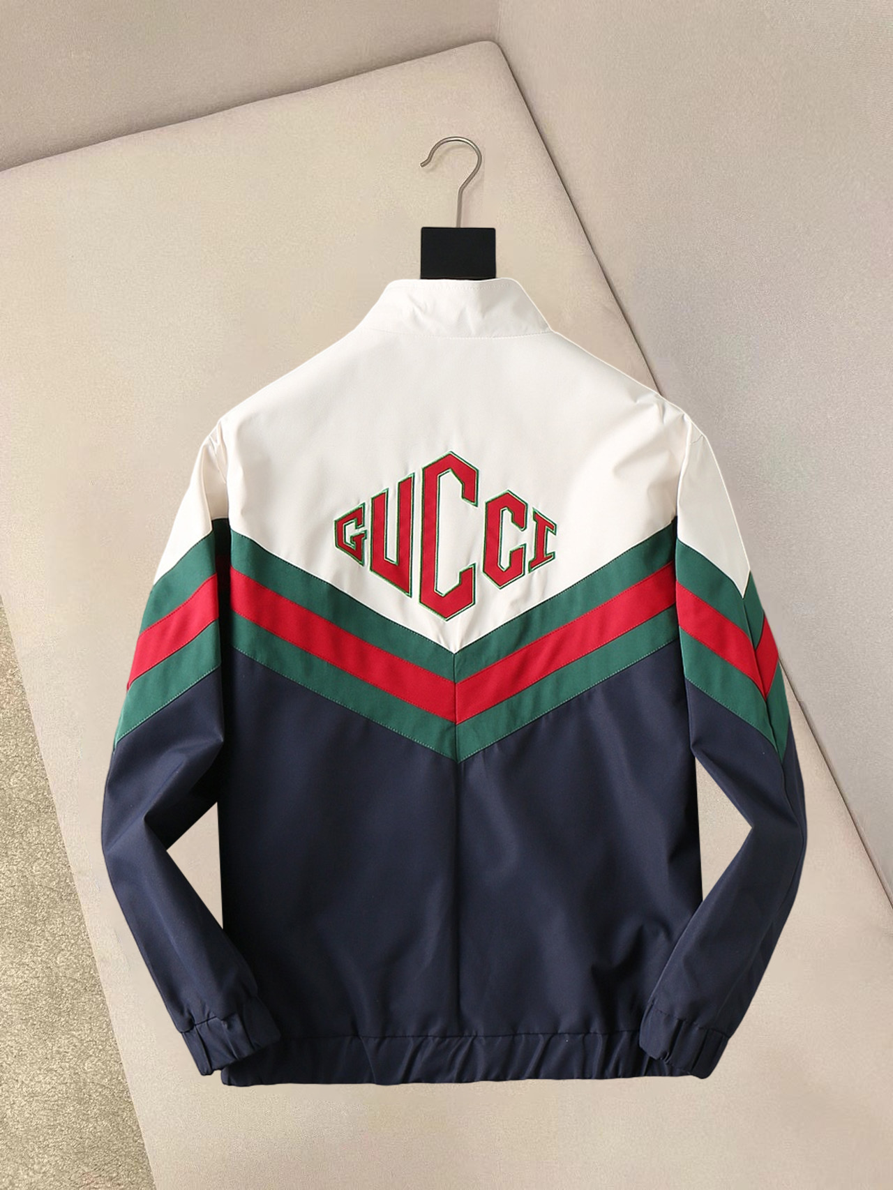 Alternative view of Jacket 01887