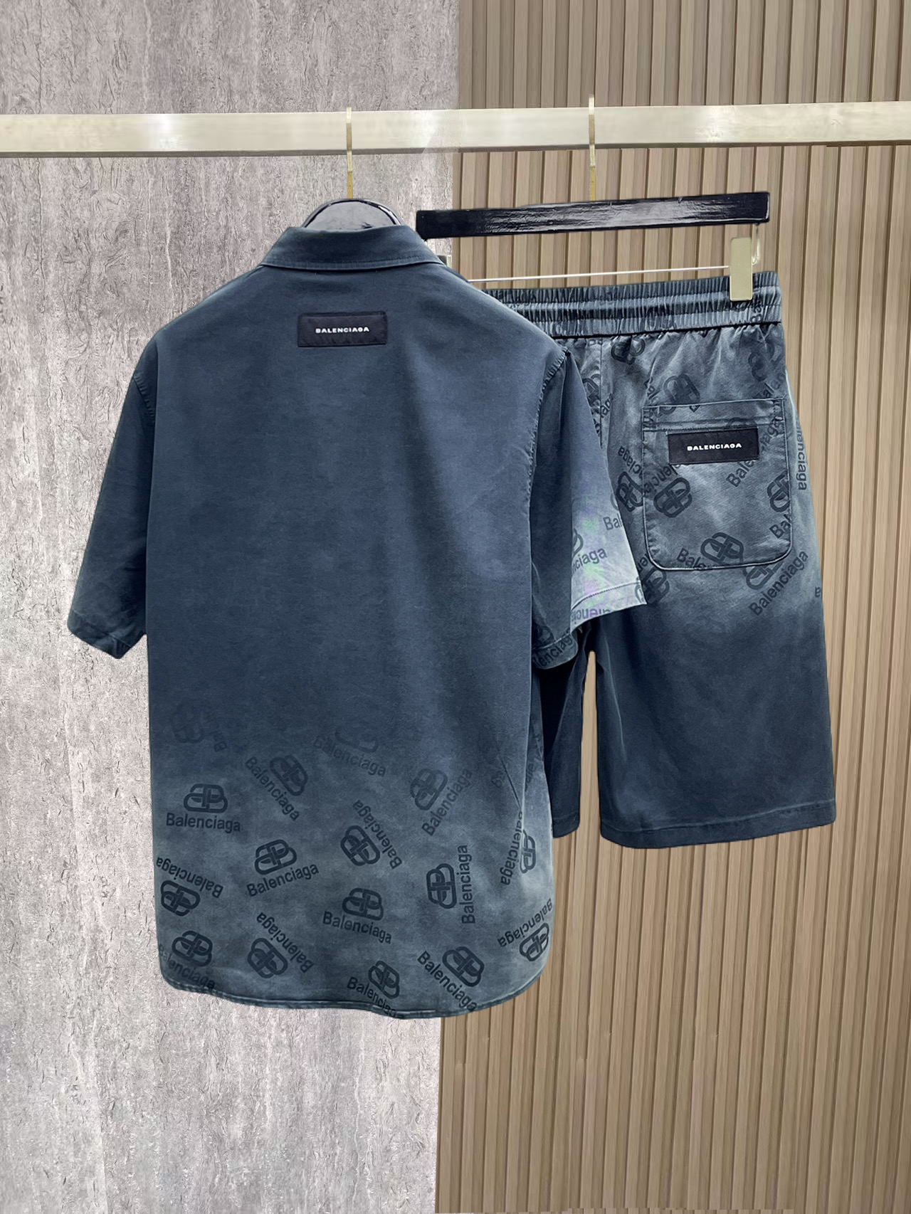 Alternative view of Balenciaga T-Shirt 00157