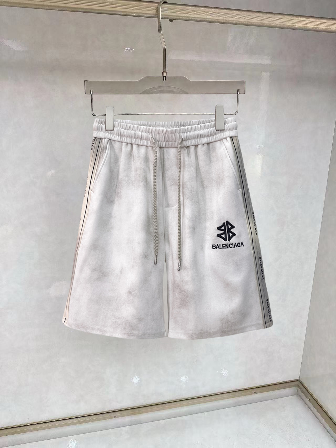Balenciaga Shorts 00046