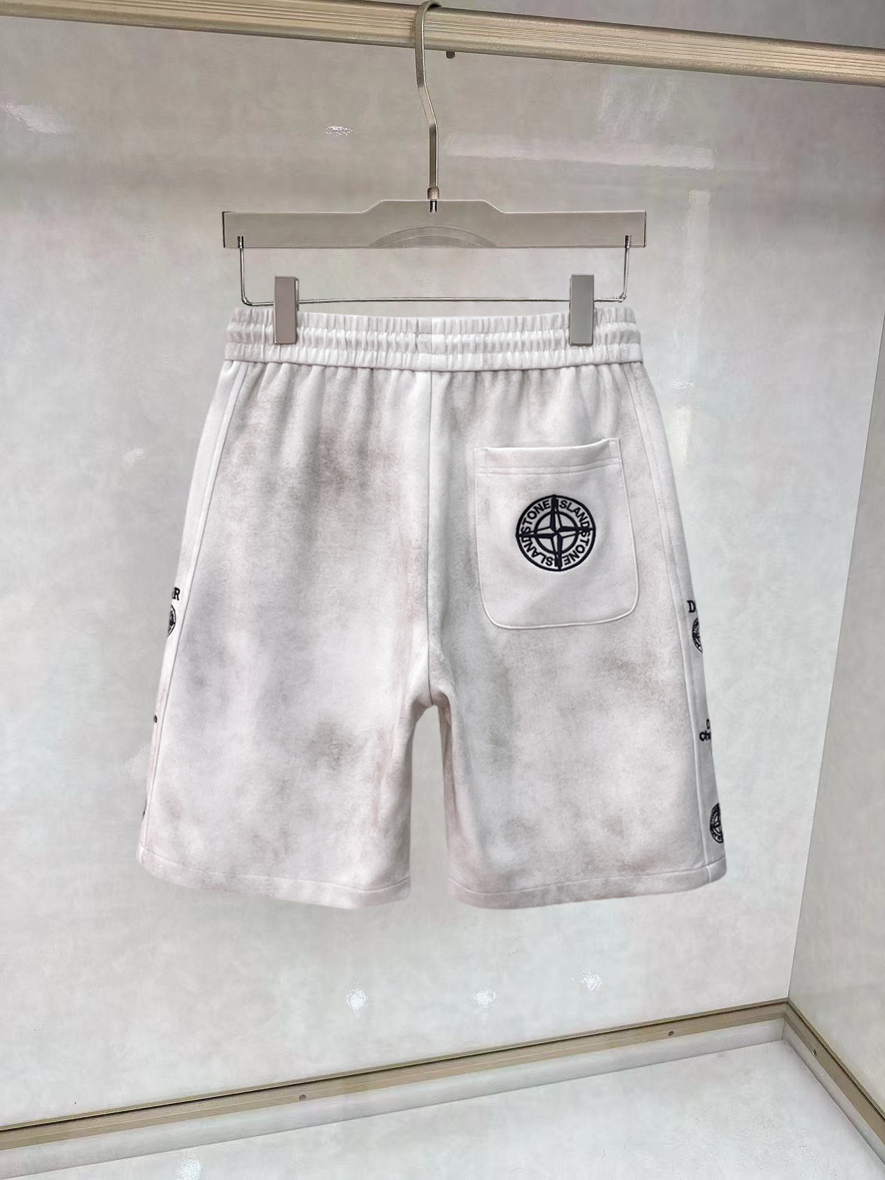 Alternative view of Dior Shorts 00037