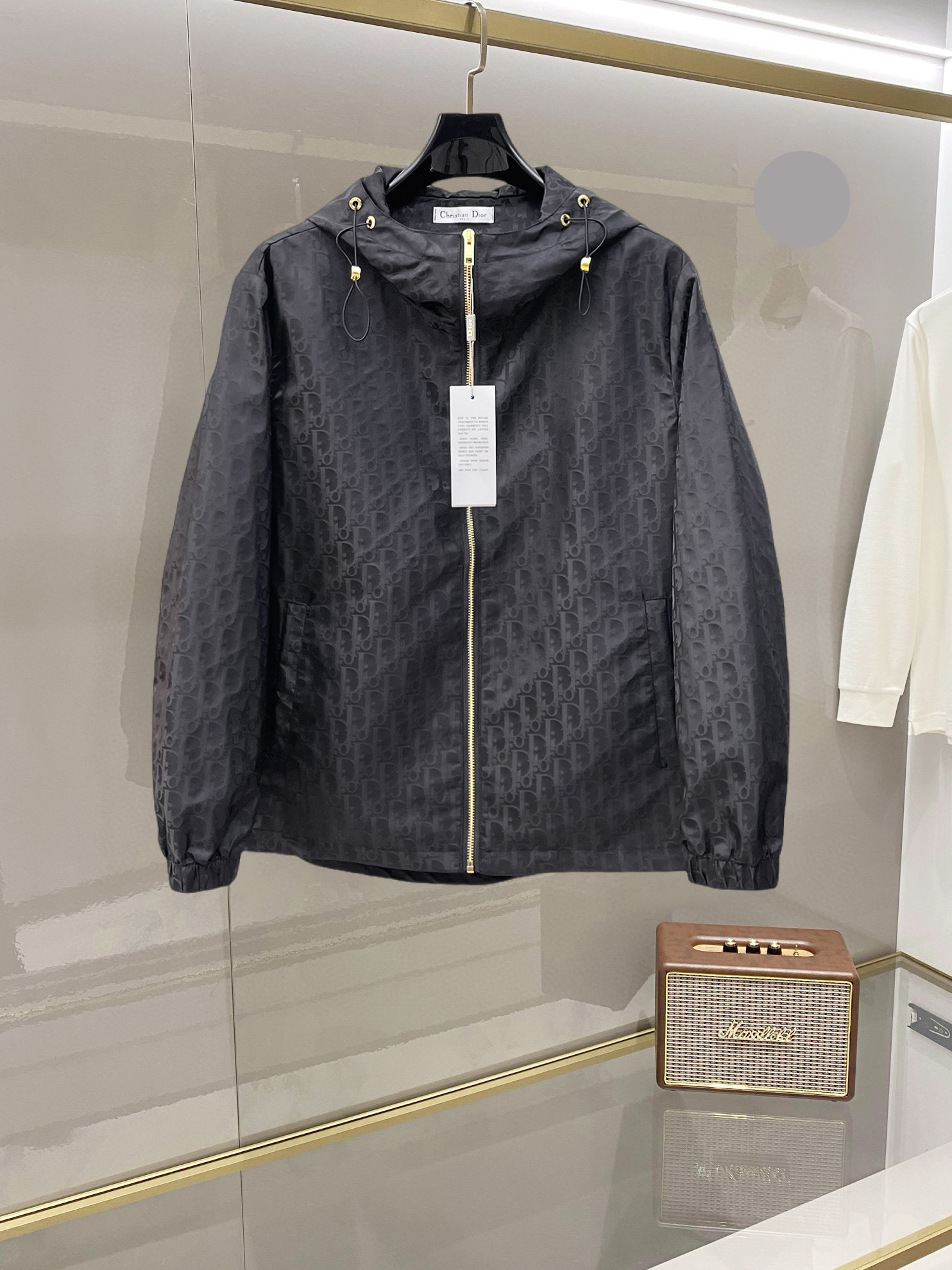 NO:955657,Same style as Dior’s official website, available simultaneously!  2026 spring new men's leather jackets, high-end version with complete three-standard original order!  Custom-made fabrics at the counter are highly breathable and comfortable, with impeccable details and brand element design concepts, reflecting high quality. It feels delicate and soft!  It presents a casual cut and the upper body shape is awesome!  Size M～3XL, the maximum weight is 200 pounds, please state your height and weight when placing an order.,,dior,jackets & coats,jackets & coats,leather jacket,19860909迪奥 官网同款,同步发售！2026开春新款男士夹克皮衣外套,原单三标齐全高端版本！专柜定制面料 透气舒适度高,细节无可挑剔,品牌元素设计理念,体现高品质.手感细腻柔软！呈现休闲裁剪,上身版型超赞！码数M～3XL最大穿200斤,下单报身高体重.,,dior,jackets & coats,jackets & coats,leather jacket,,Men's clothing