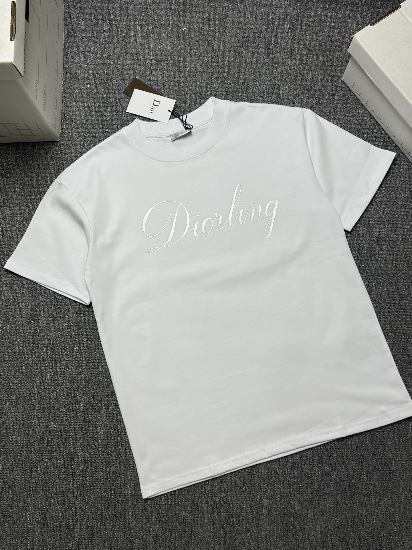 NO:731087,DIOR short-sleeved T-shirt color black white size: xs-L b fabric 320g, dior, T-shirt, tees, t-shirt,19860909年后 DIOR 短袖T恤 颜色黑色白色 尺码: xs-L b面料320g,,dior,T-shirt,tees，t-shirt,,Men's clothing