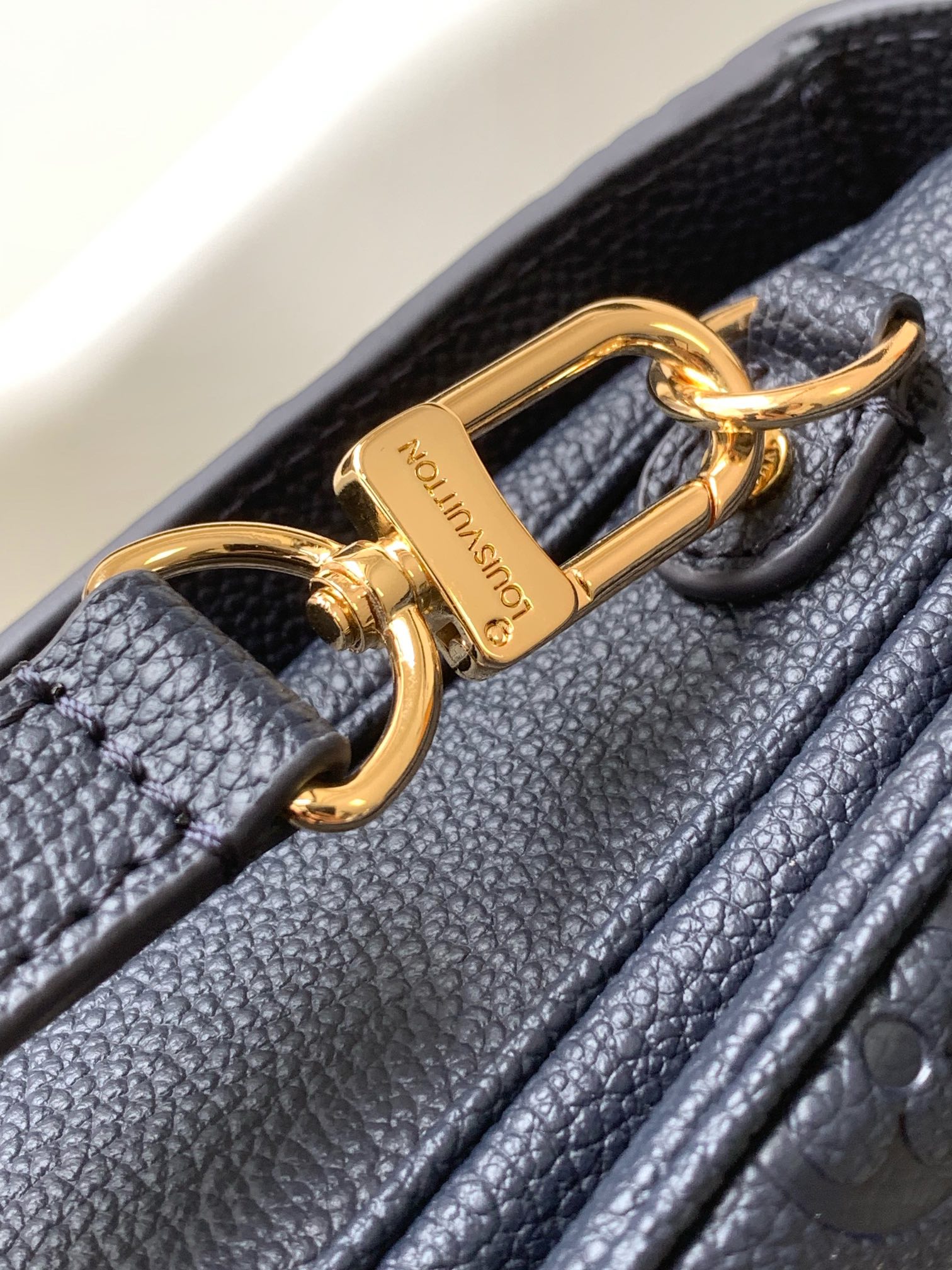 Louis Vuitton M47142新版蓝 M46613 枣红M44881杏色M41487黑色M44072米白M44018粉色M41486枣红M44155大红M44071深蓝
