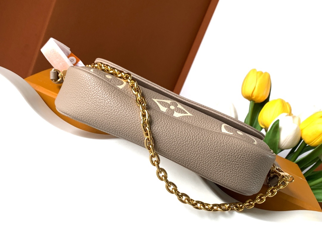 【特级加强版】动态变码芯片Wallet On Chain Ivy 手袋型号: M82211皮料: 是意大