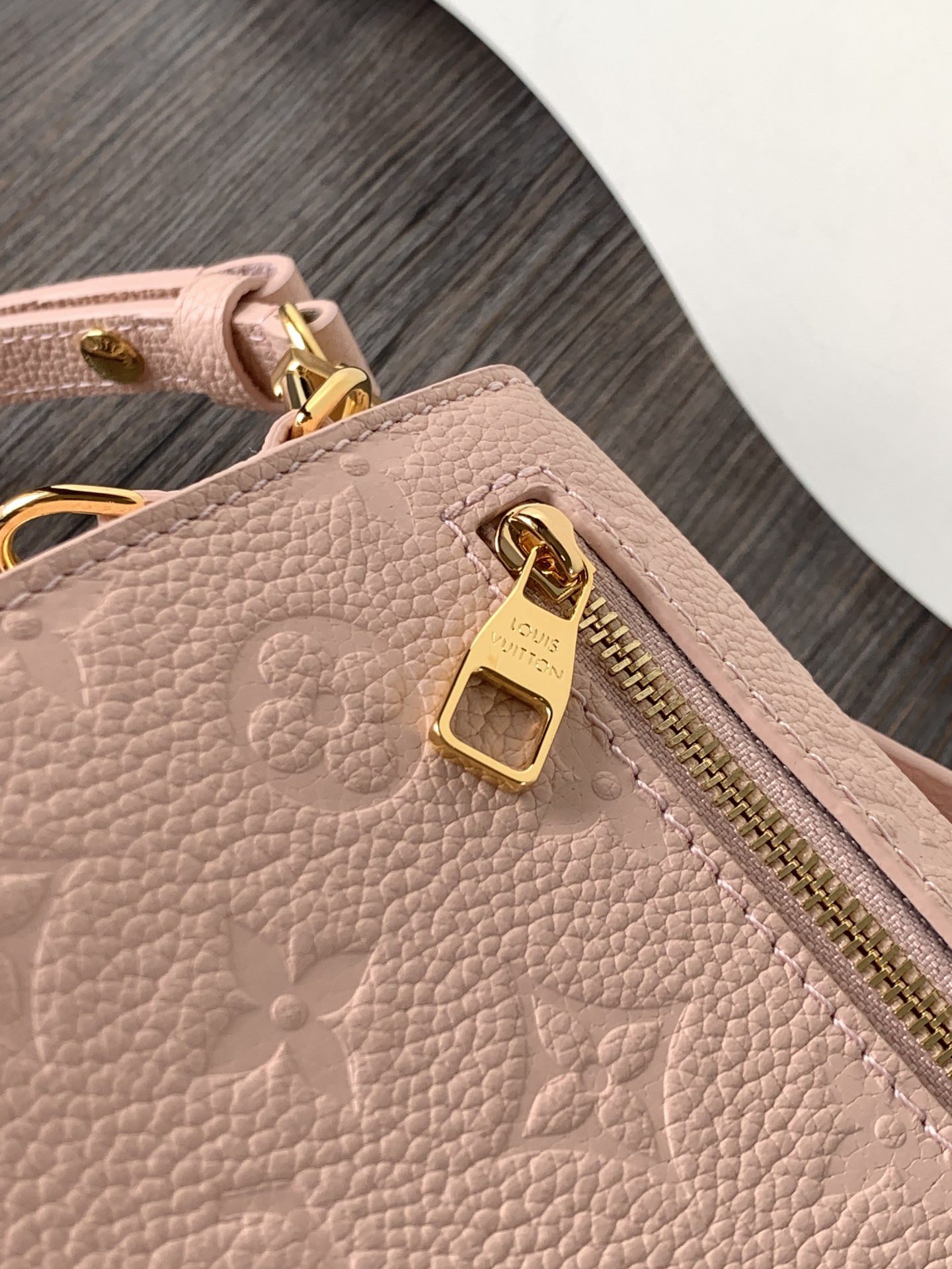 动态变码芯片Pochette Métis East West 手袋【特级加强版】型号: M47045皮料