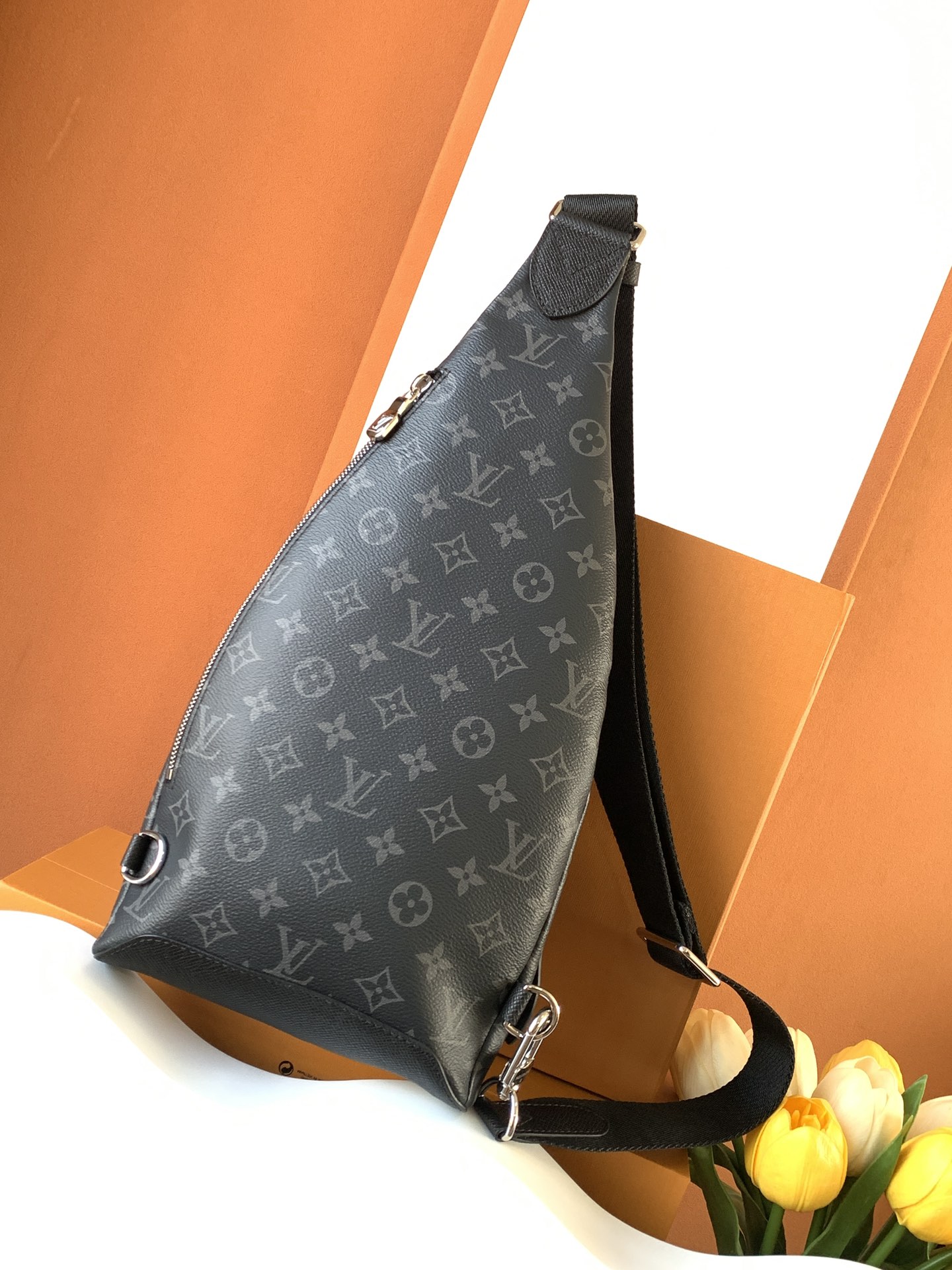 Louis Vuitton 动态变码芯片