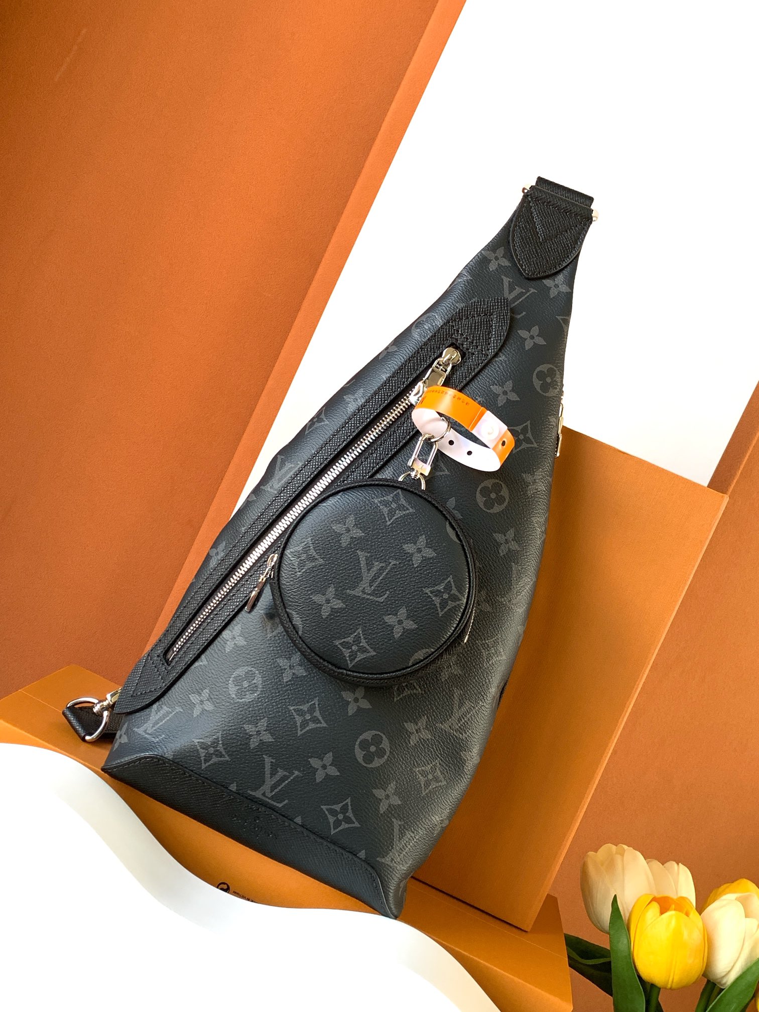 Louis Vuitton 动态变码芯片