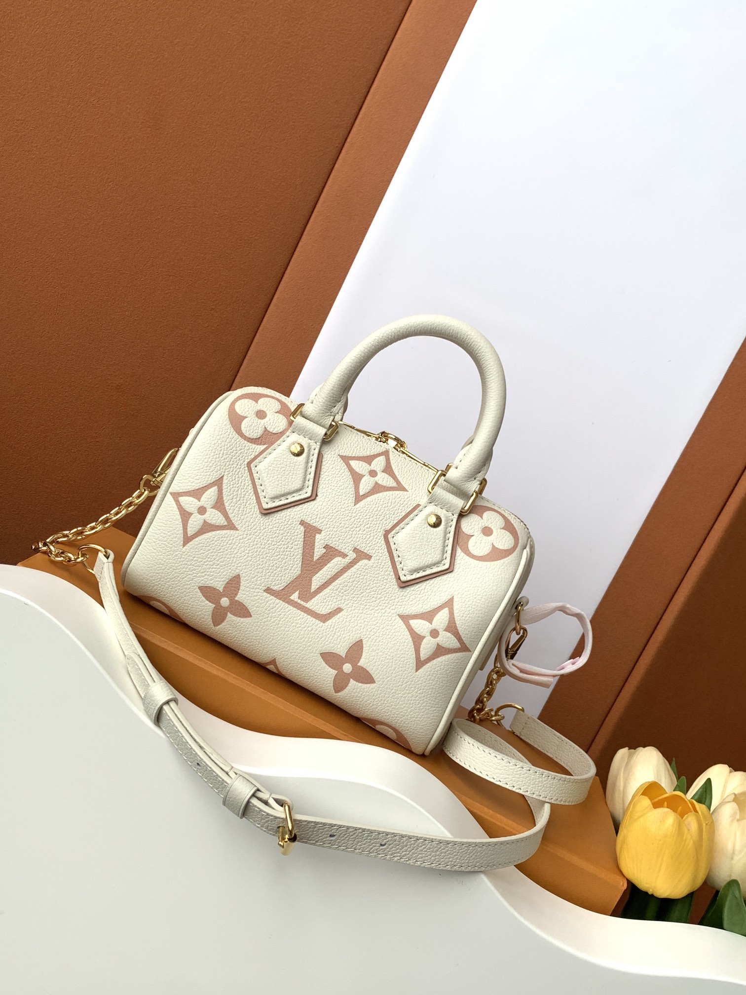 Louis Vuitton 动态变码芯片