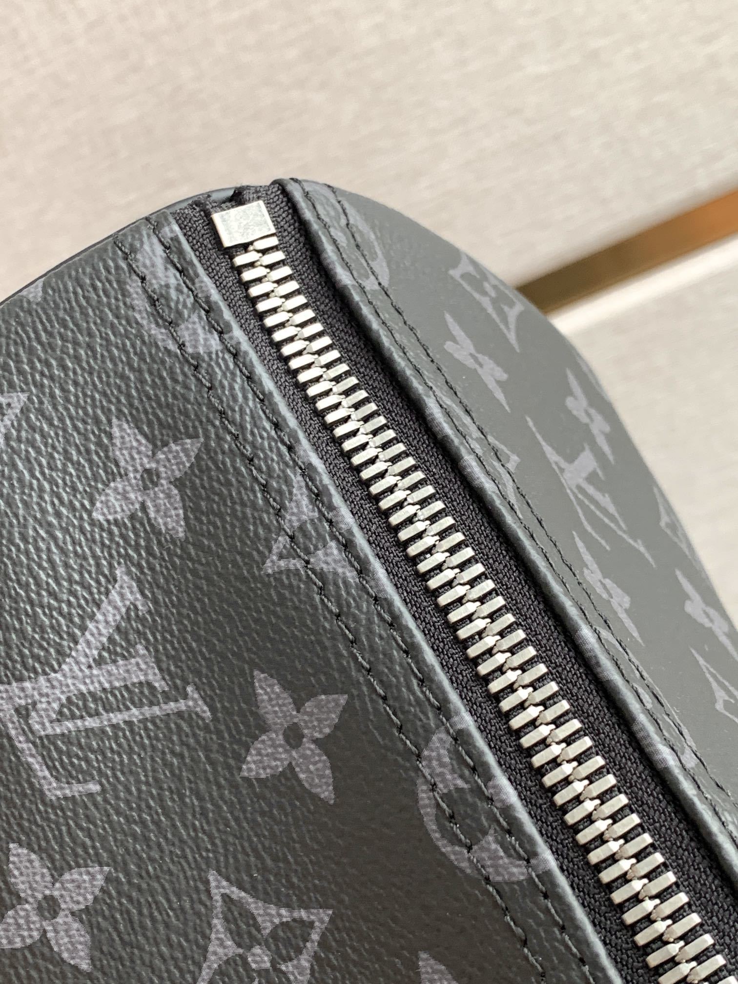 Keepall 50 旅行袋【特级加强版】型号: M40604皮料: 是意大利A级皮料五金: 采用进口A