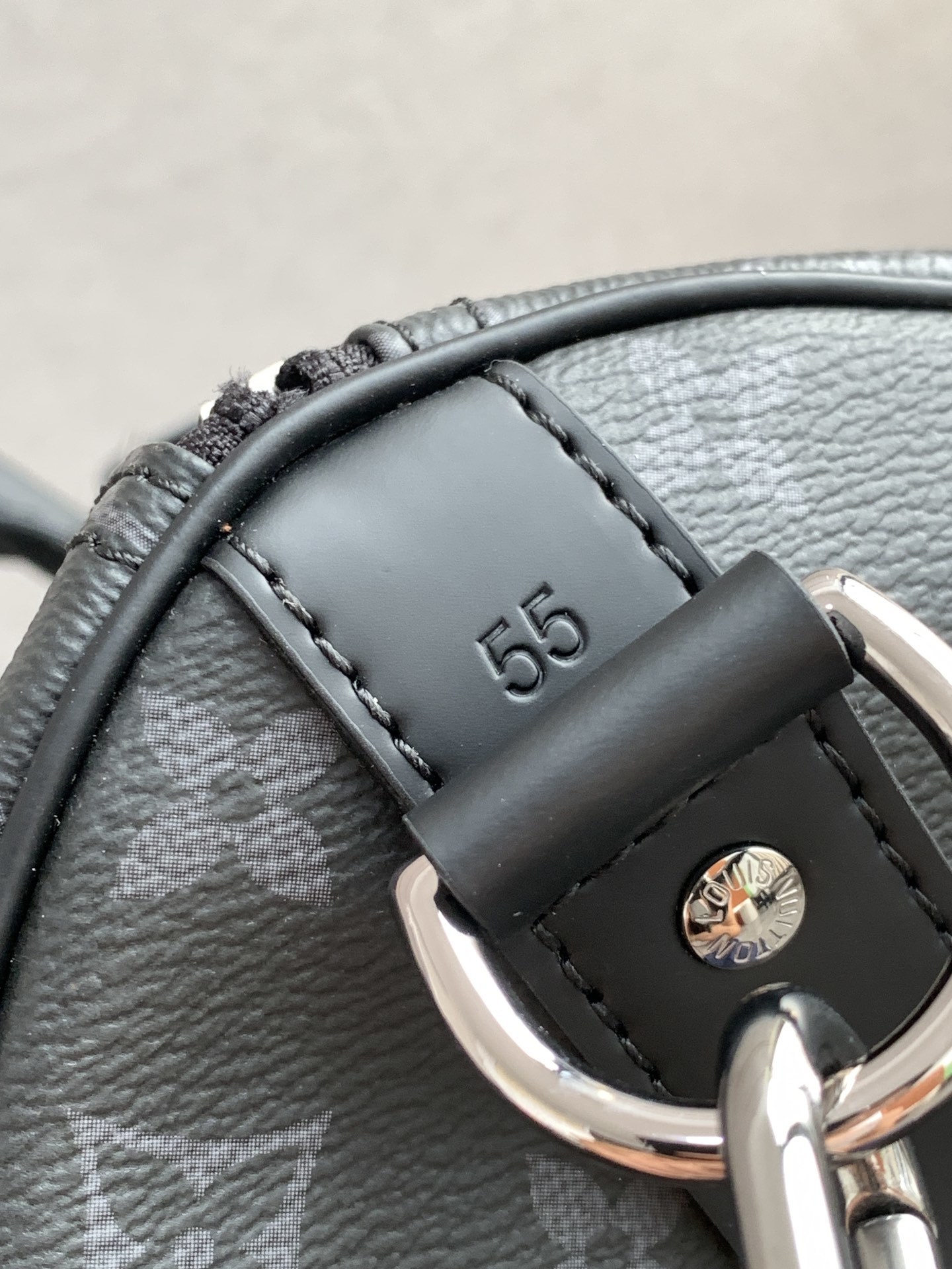 Keepall 55 旅行袋【特级加强版】型号: M40605皮料: 是意大利A级皮料五金: 采用进口A