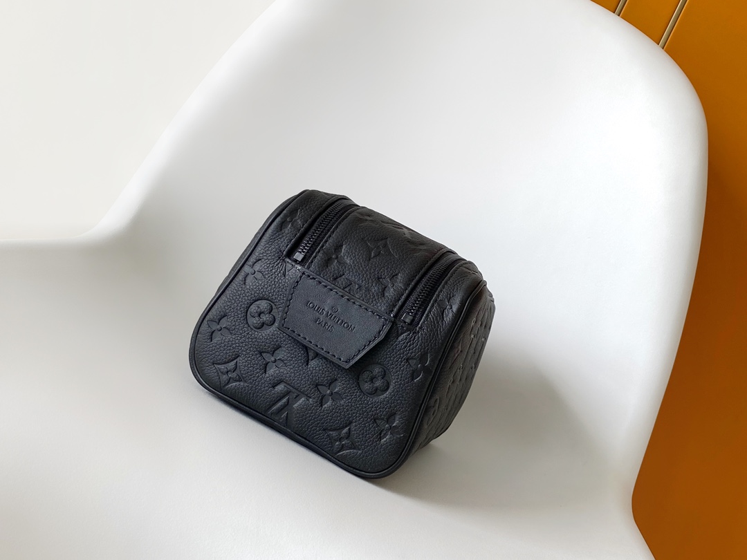 Louis Vuitton Dopp Kit Black Taurillon Monogram Leather Toiletry Bag 2 i1724423577 5836 2