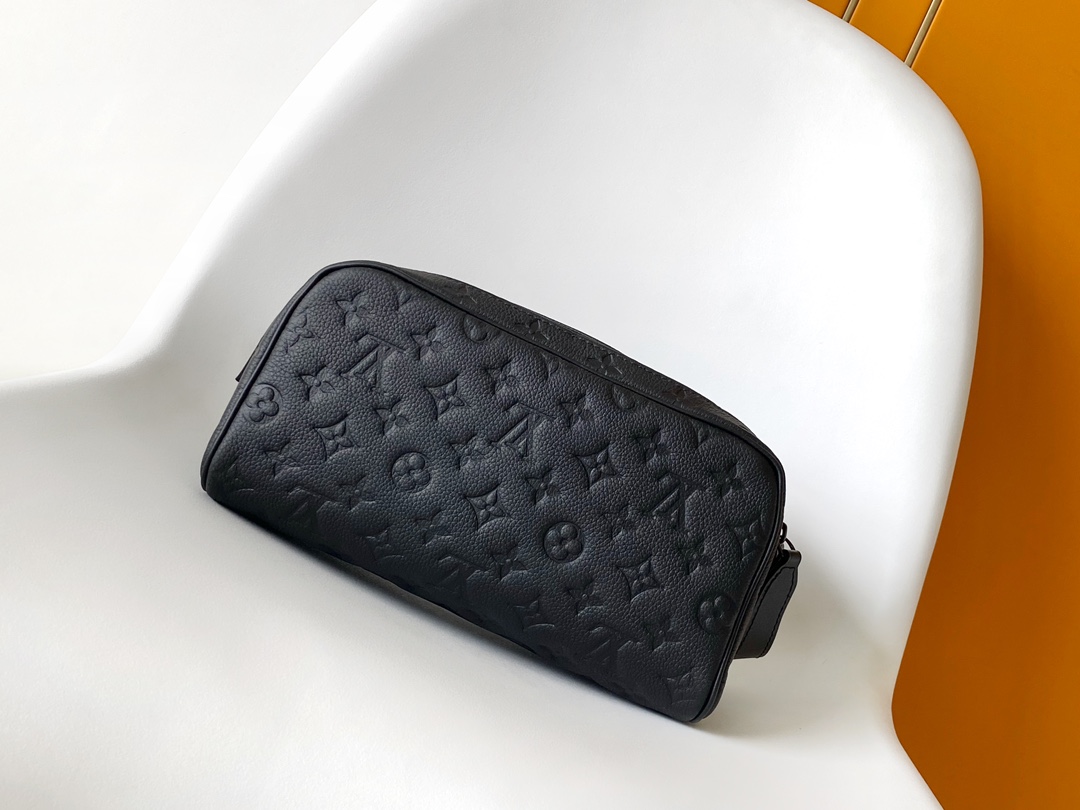 Louis Vuitton Dopp Kit Black Taurillon Monogram Leather Toiletry Bag 3 i1724423578 931 8