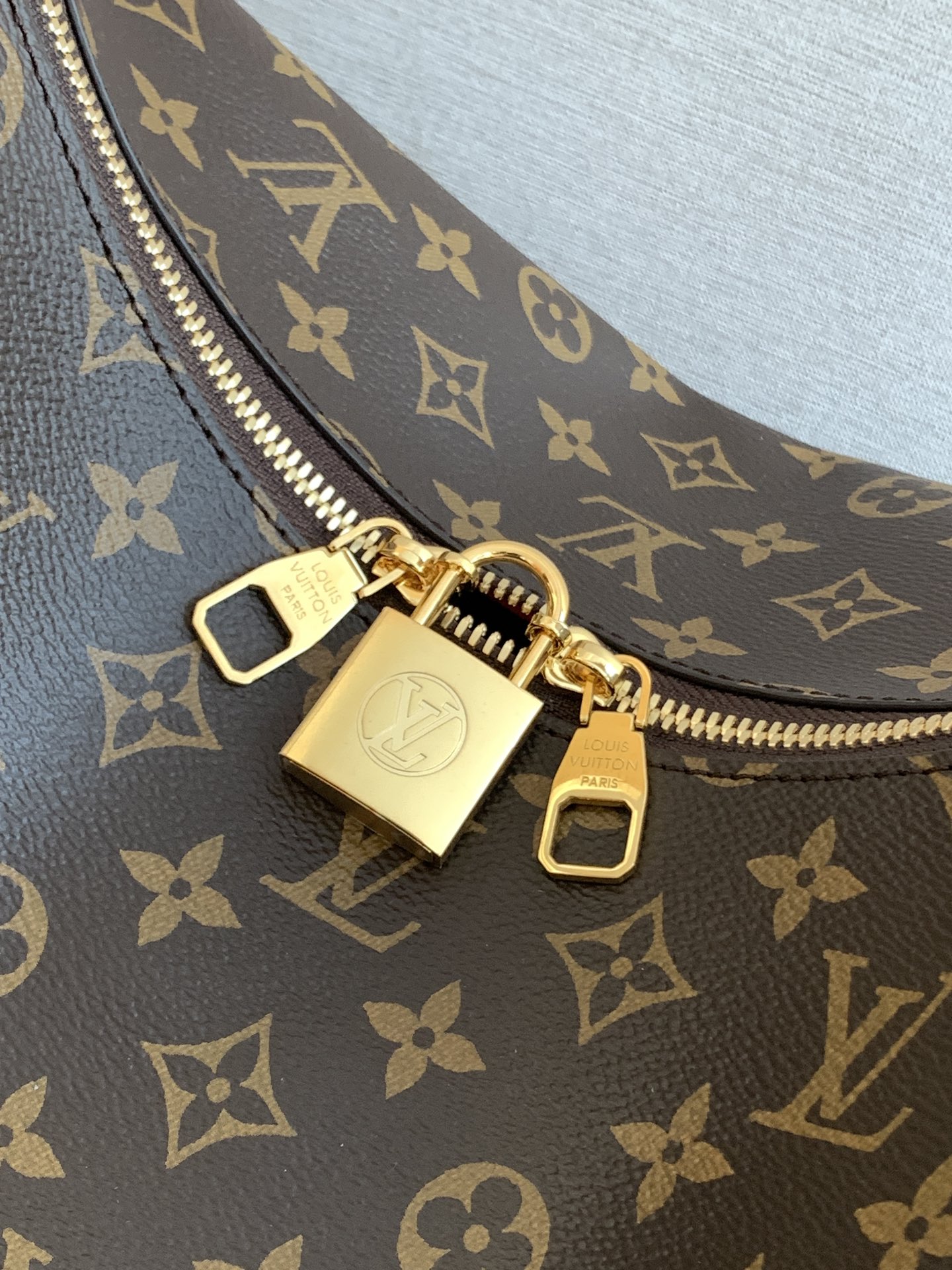 Givenchy Slouchy 中号手袋