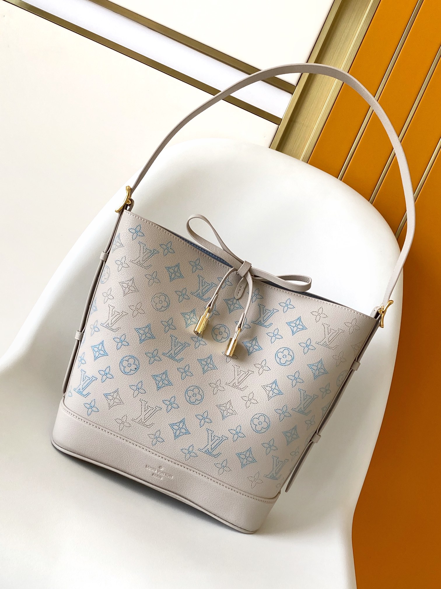 Louis Vuitton M12496渐变色M12139黑色