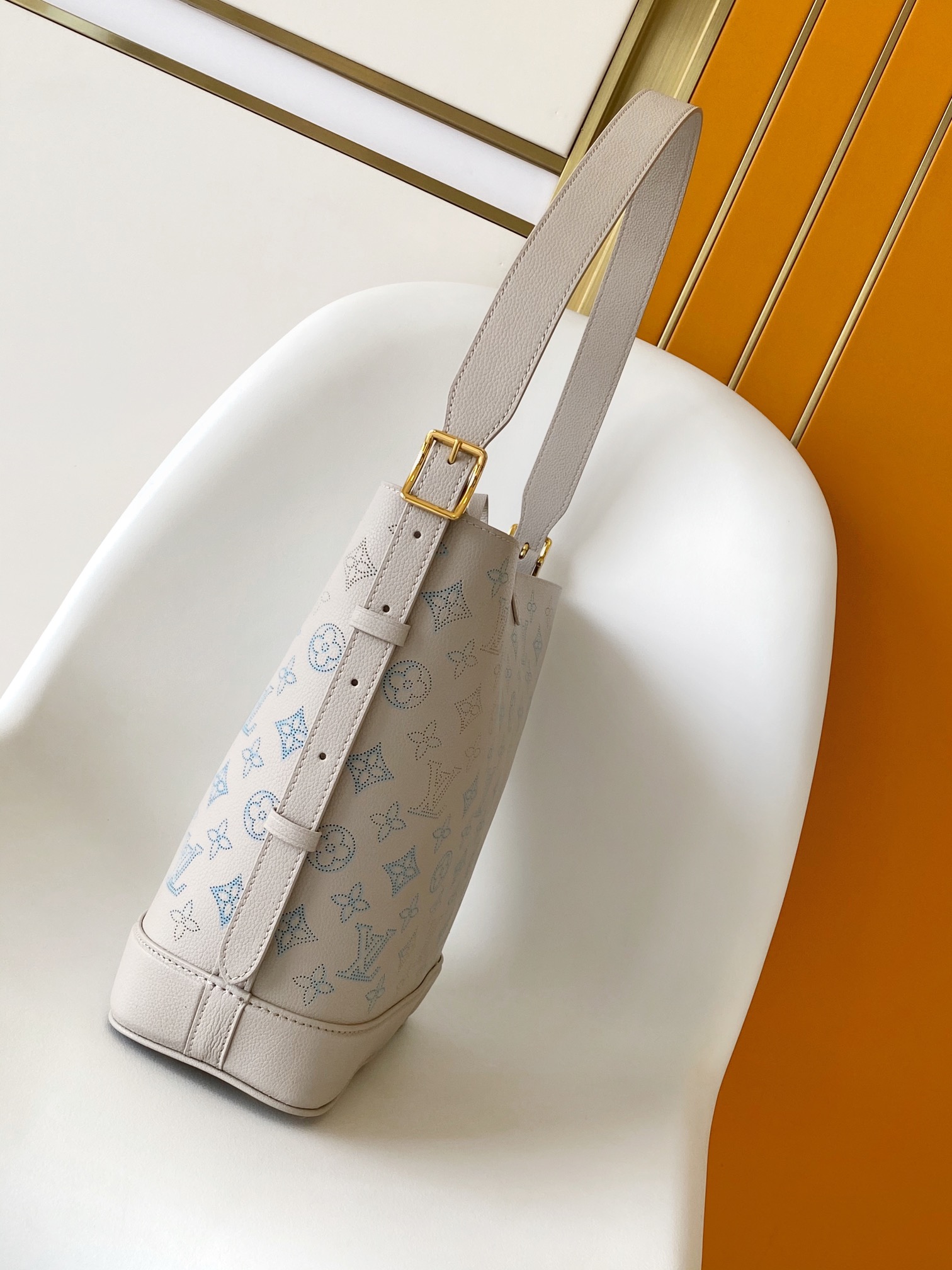 Louis Vuitton M12496渐变色M12139黑色