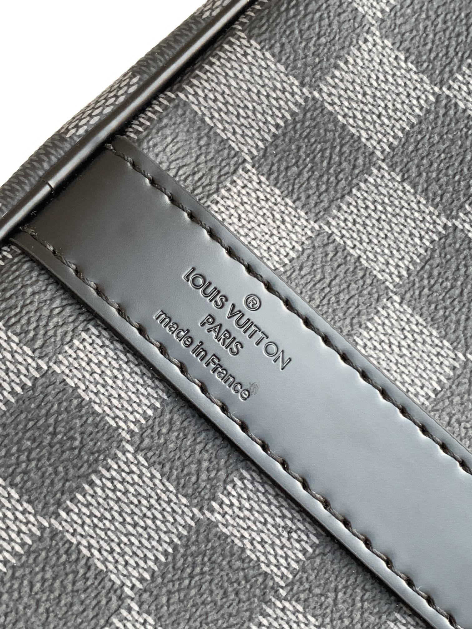 Keepall 45 旅行袋【特级加强版】型号: N41418皮料: 是意大利A级皮料五金: 采用进口A