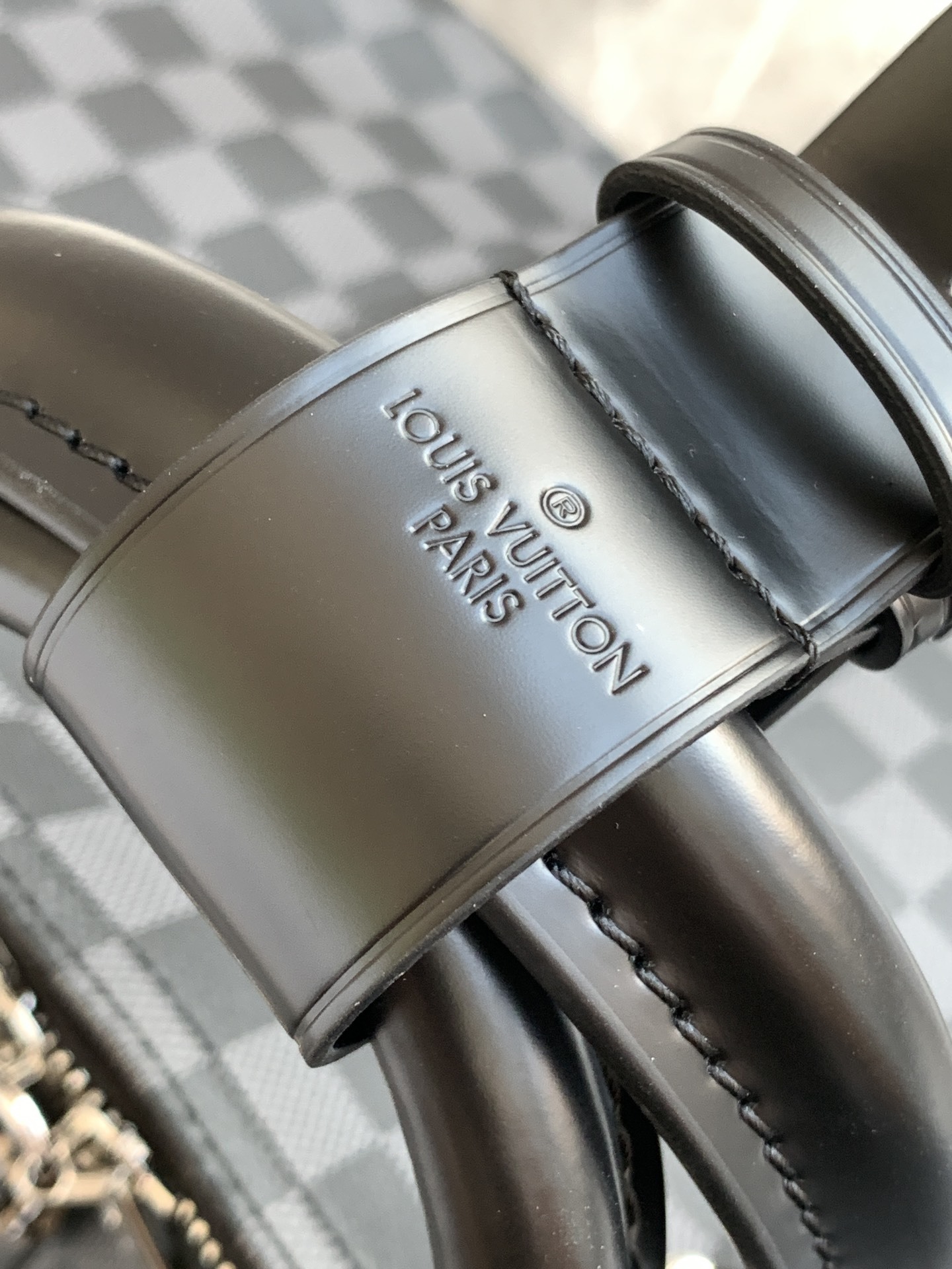 Keepall 55 旅行袋【特级加强版】型号: N41413皮料: 是意大利A级皮料五金: 采用进口A