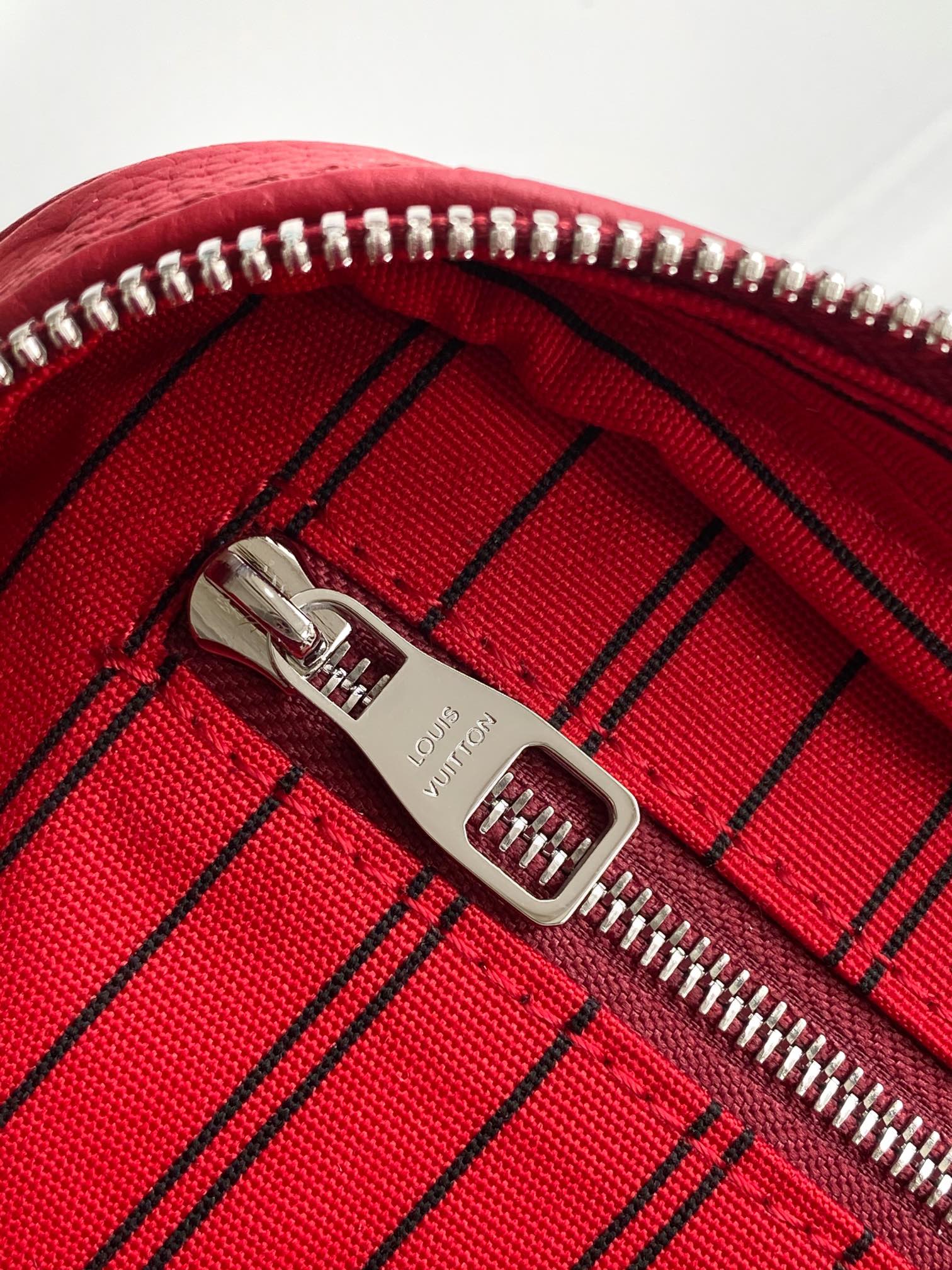 Louis Vuitton Dopp Kit Taurillon Monogram Leather Travel Pouch, Red 7 i1732165226 1799 7