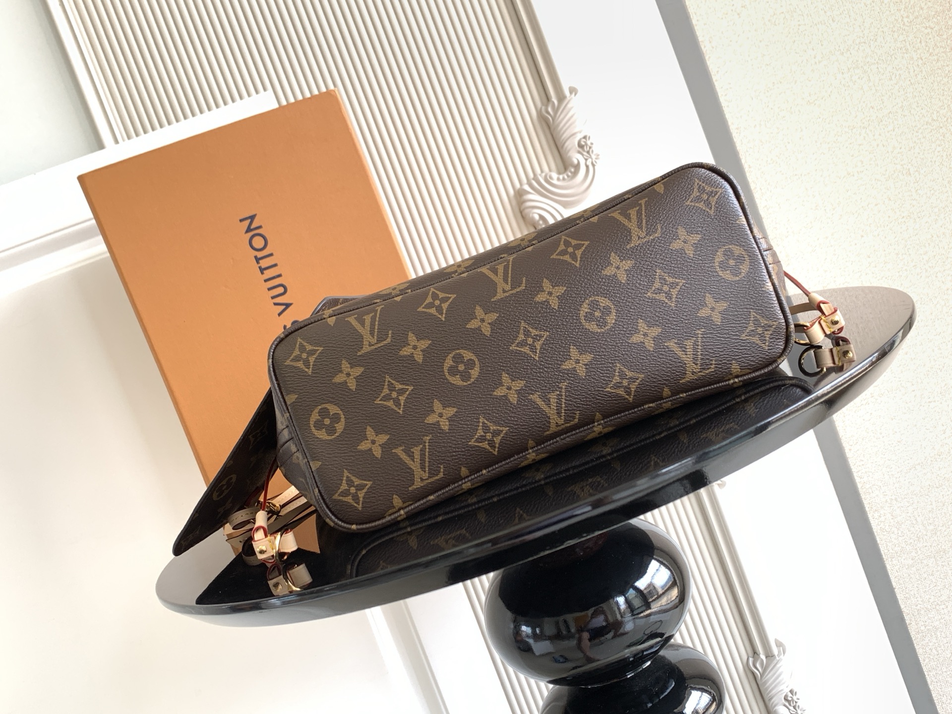 Louis Vuitton 𝟏𝟔𝟑𝐜𝟎𝟏动态芯片