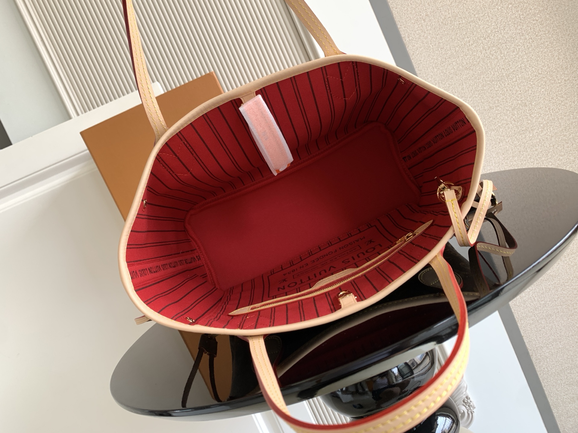Louis Vuitton 𝟏𝟔𝟑𝐜𝟎𝟏动态芯片