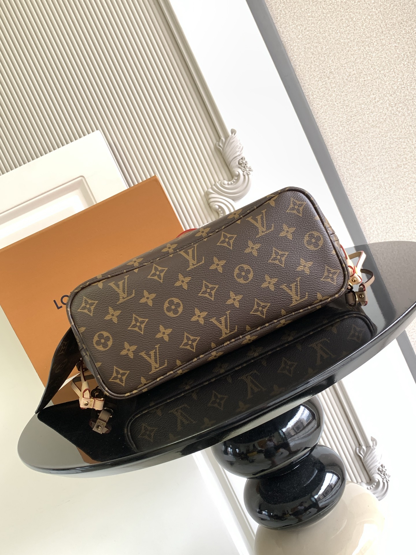 Louis Vuitton 𝟏𝟔𝟑𝐜𝟎𝟏动态芯片