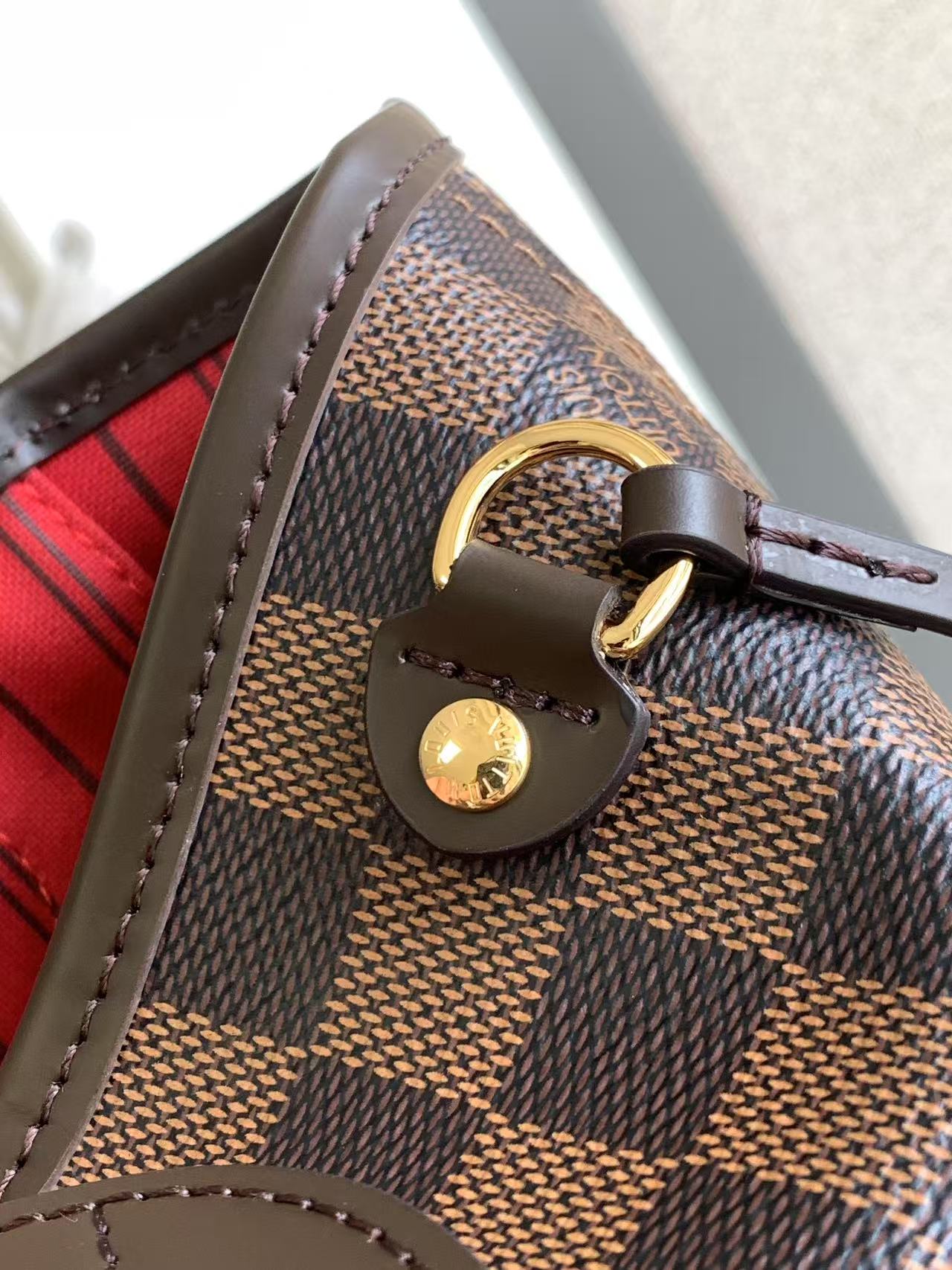 Louis Vuitton 𝟏𝟔𝟑𝐜𝟎𝟏动态芯片