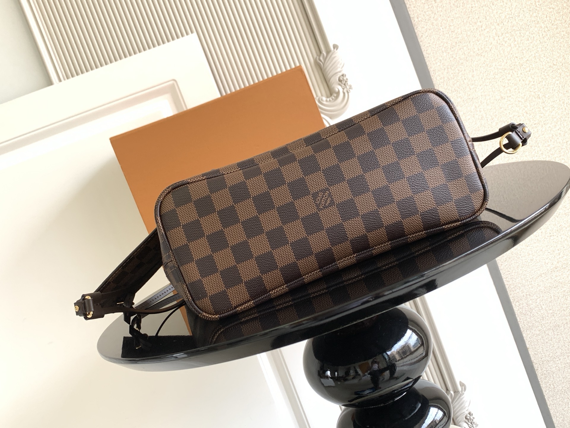 Louis Vuitton 𝟏𝟔𝟑𝐜𝟎𝟏动态芯片
